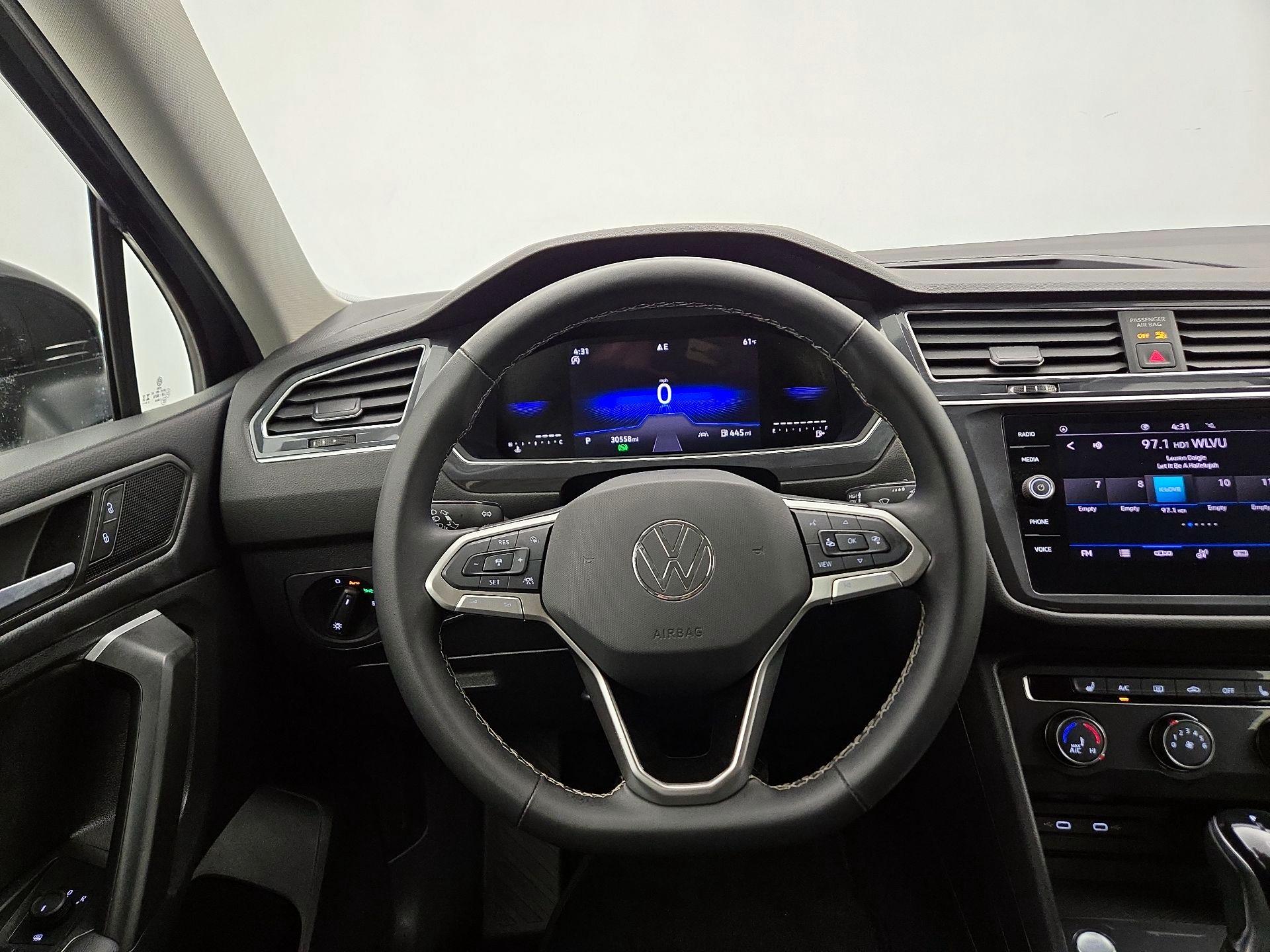 Thumbnail: 2024 Volkswagen Tiguan - 10