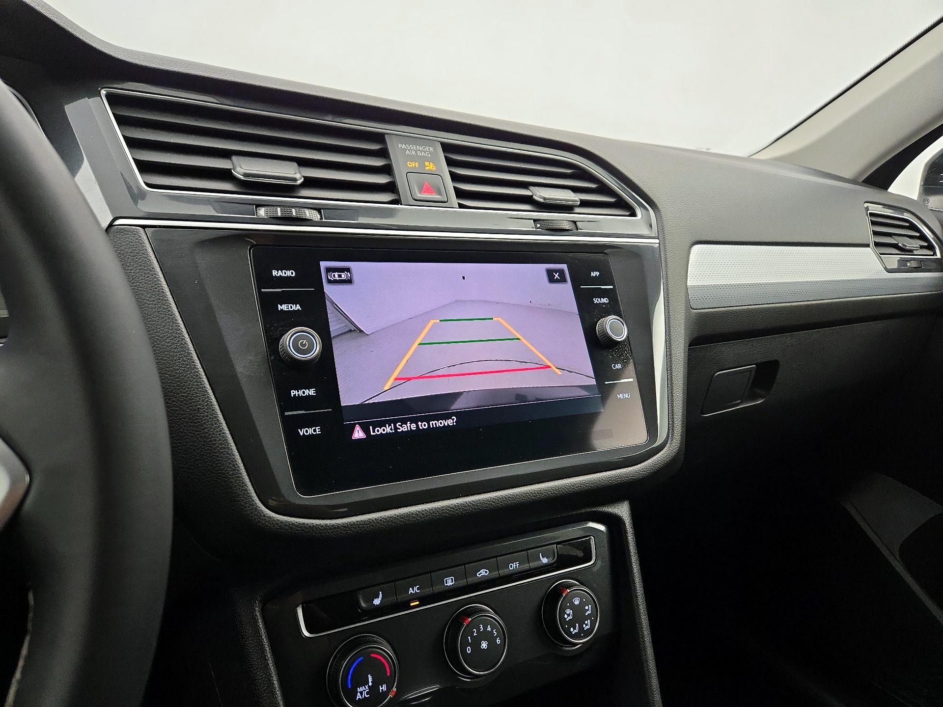 Thumbnail: 2024 Volkswagen Tiguan - 14