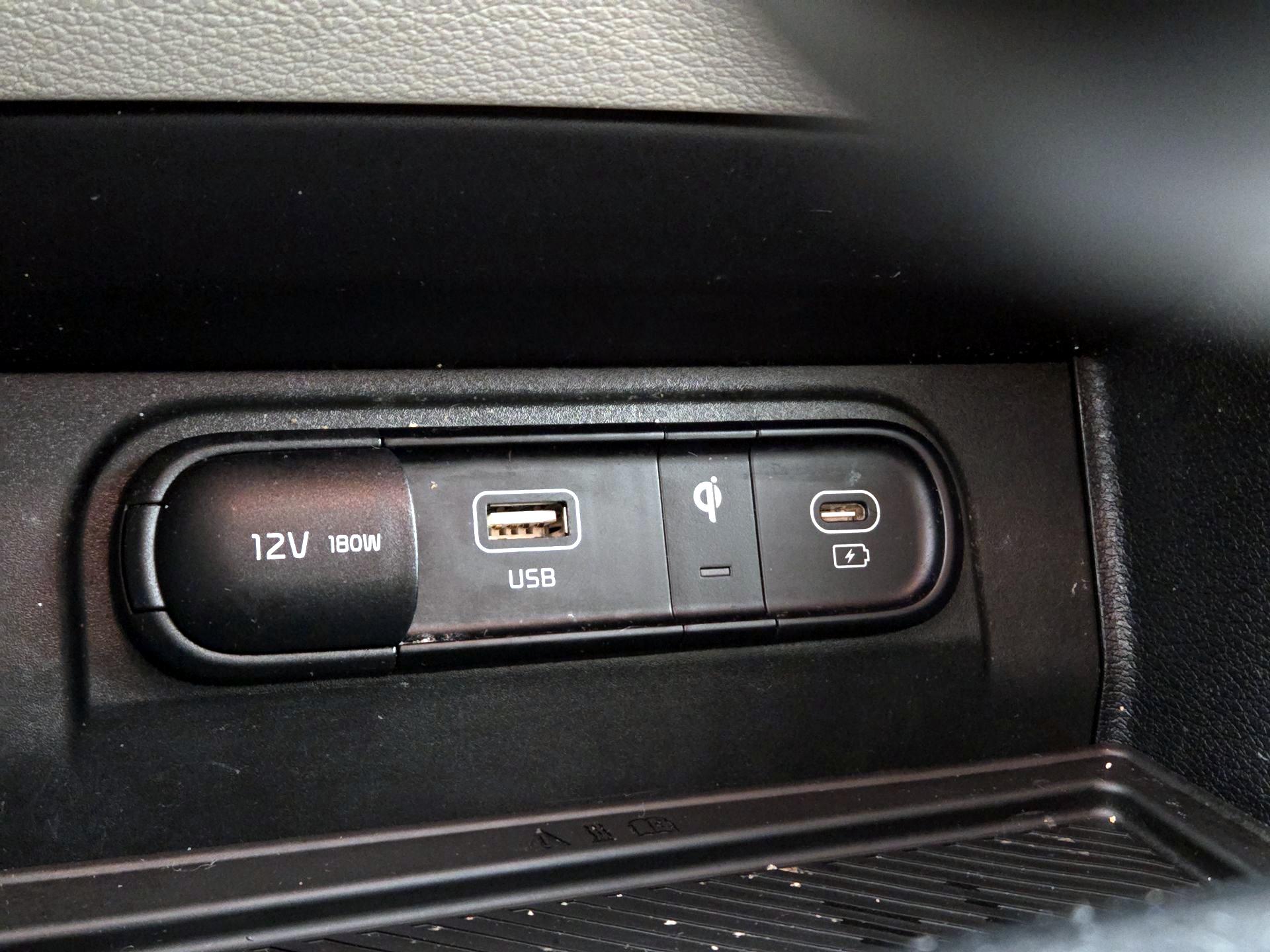 Thumbnail: 2023 Kia Sportage - 19