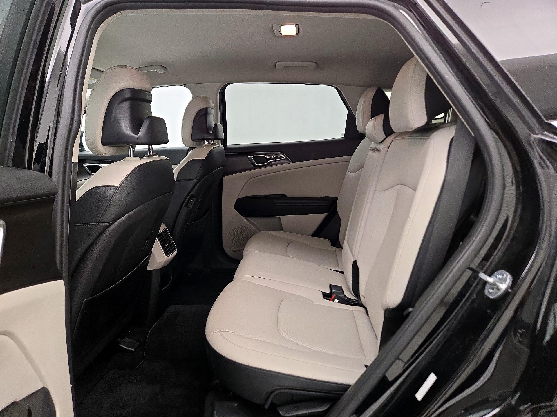 Thumbnail: 2023 Kia Sportage - 20