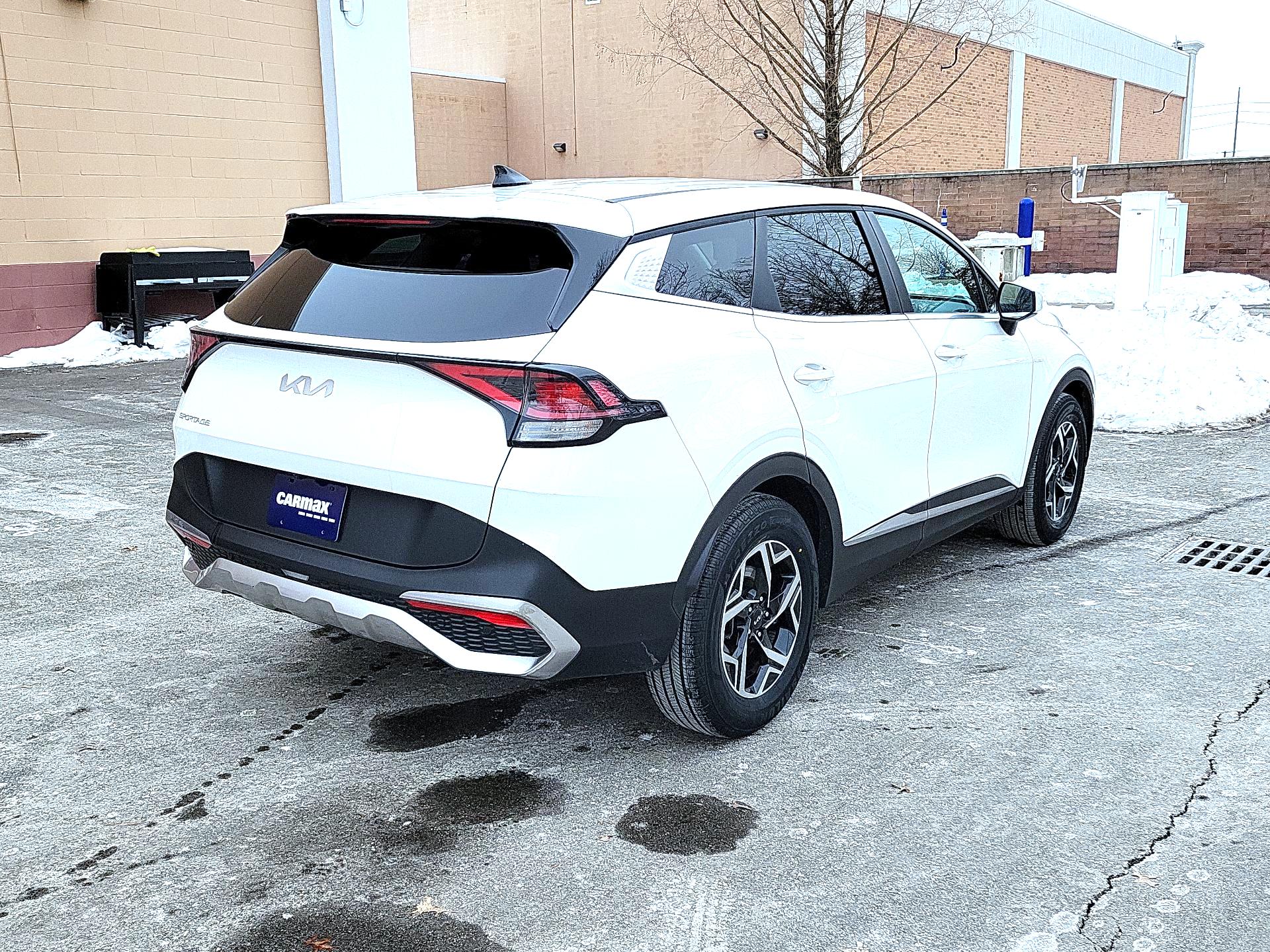 Thumbnail: 2024 Kia Sportage - 5