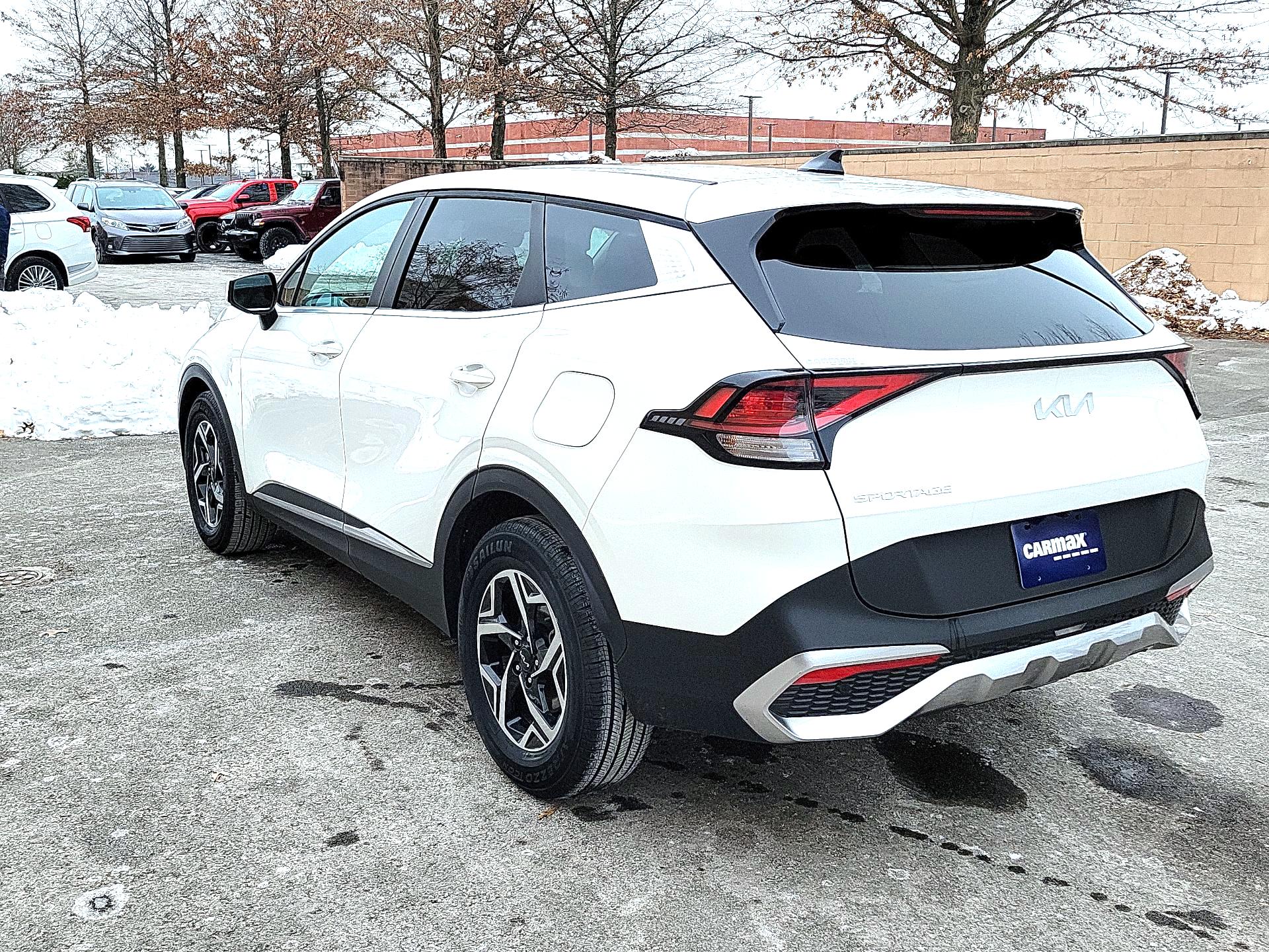 Thumbnail: 2024 Kia Sportage - 7