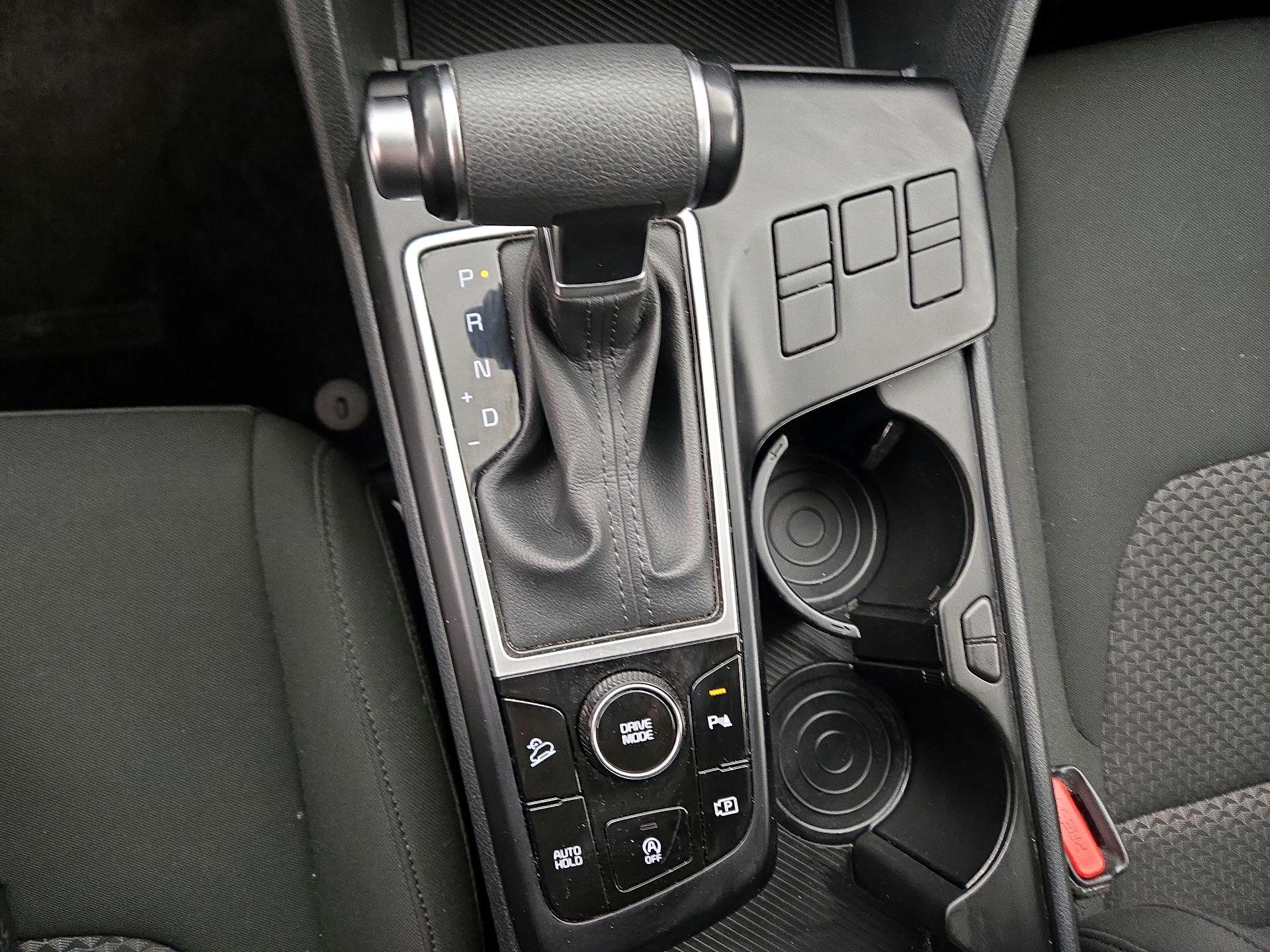 Thumbnail: 2024 Kia Sportage - 17