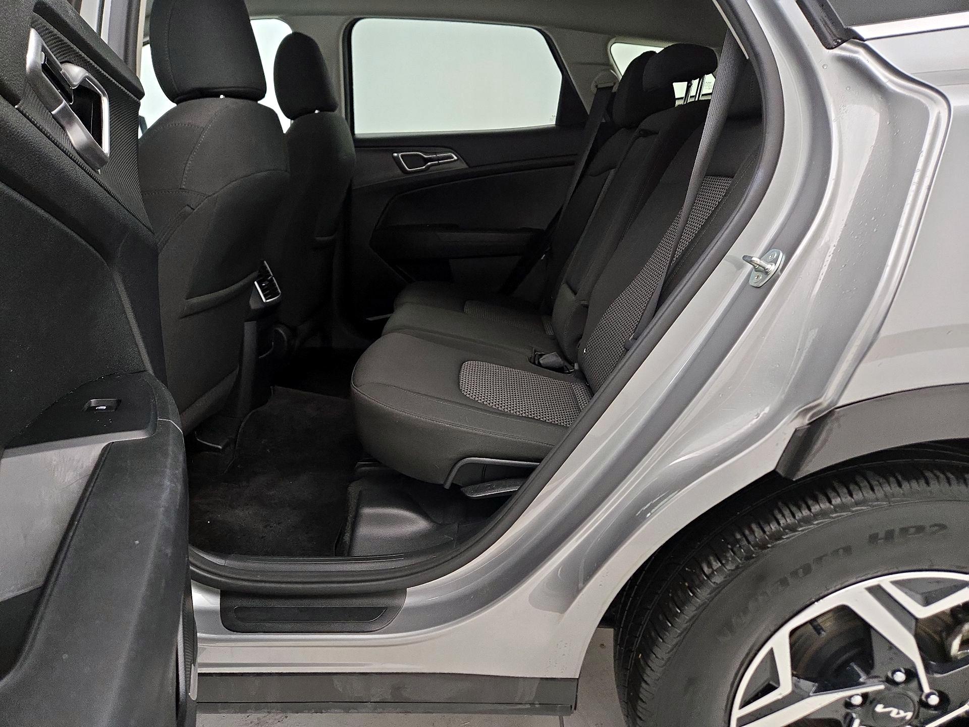 Thumbnail: 2024 Kia Sportage - 19