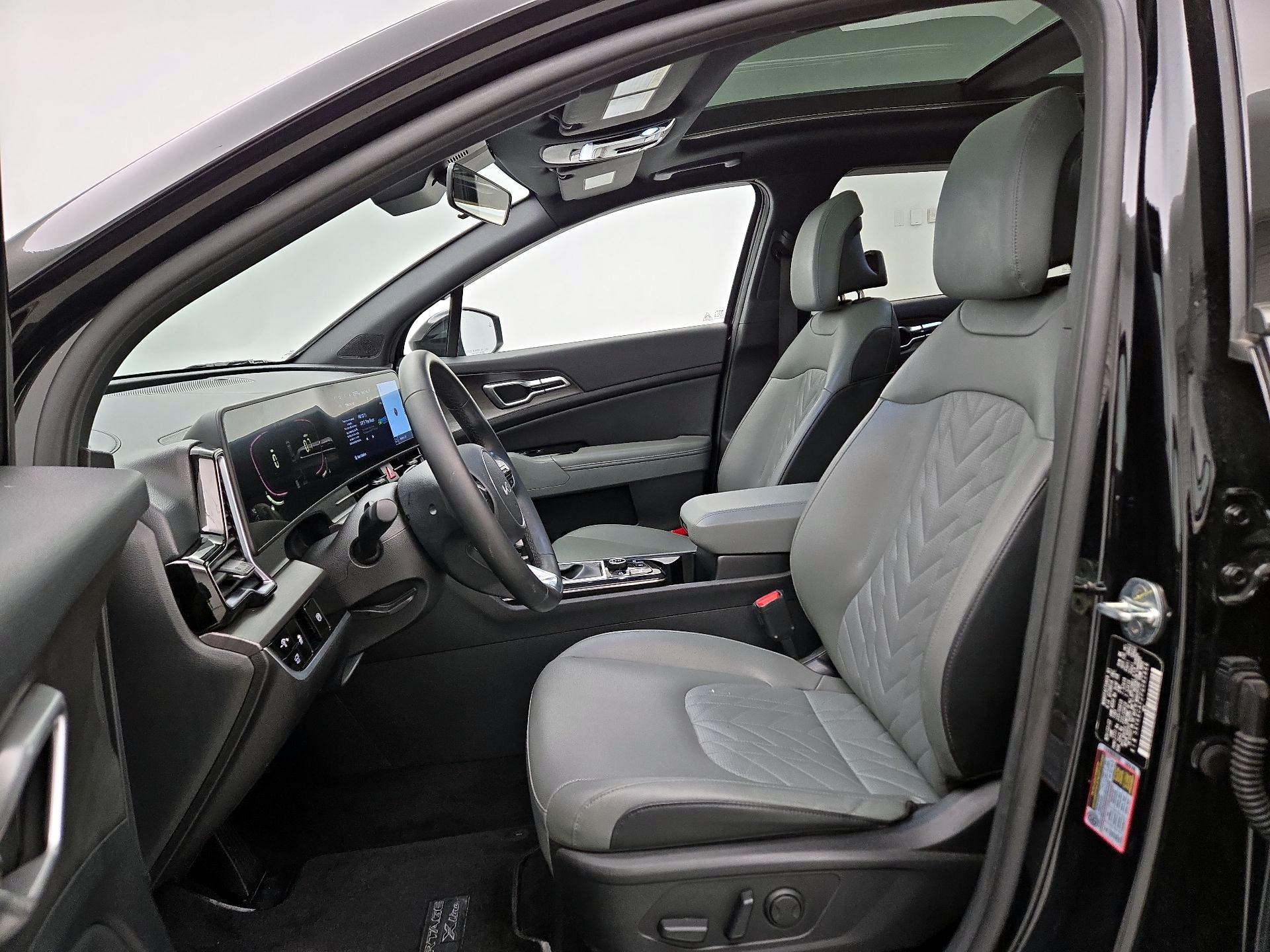 Thumbnail: 2023 Kia Sportage - 11