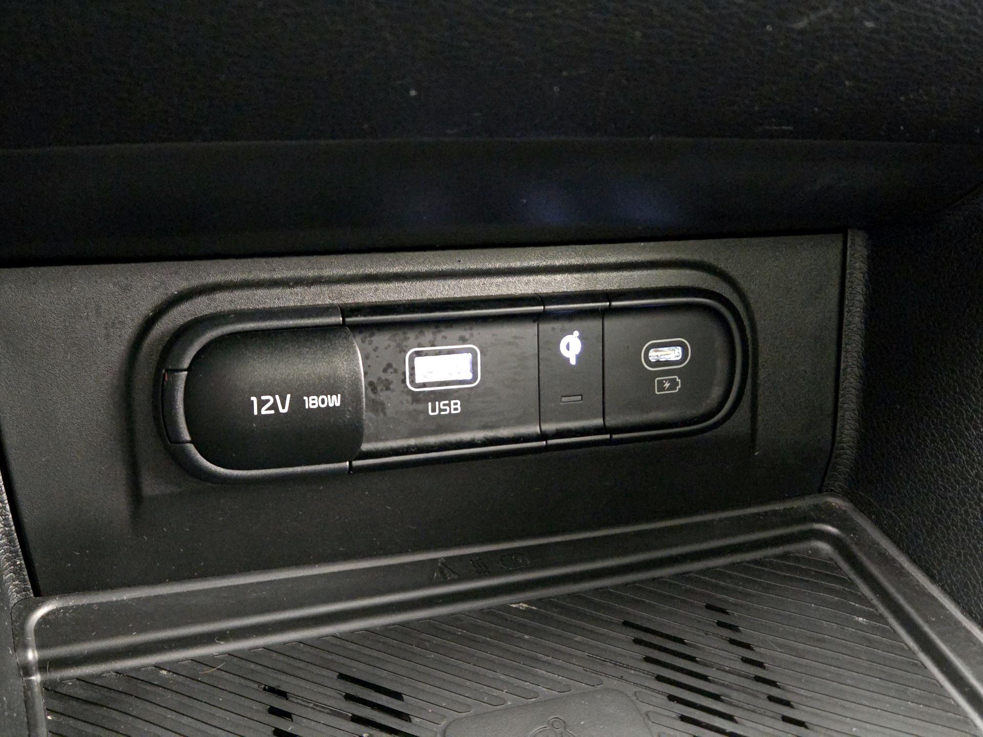 Thumbnail: 2023 Kia Sportage - 19