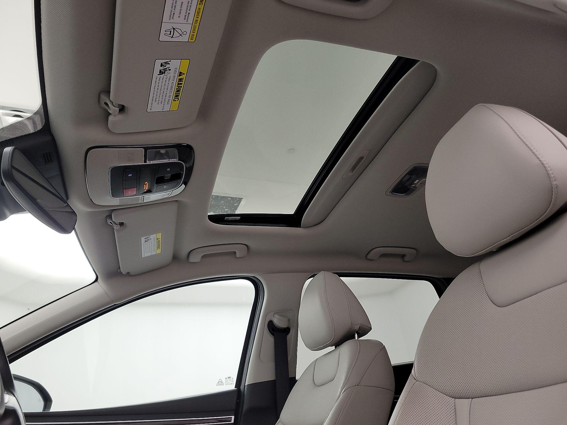 Thumbnail: 2023 Hyundai Tucson - 19