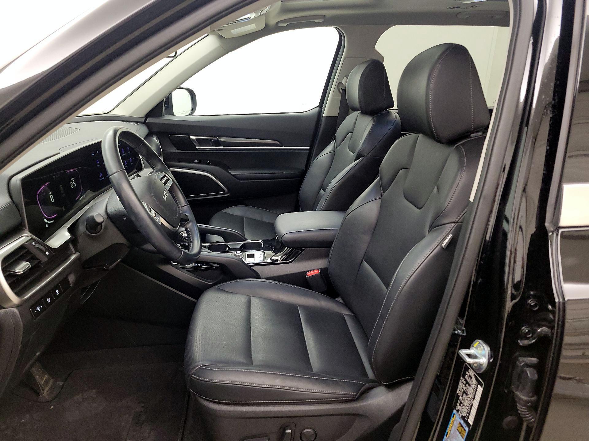 Thumbnail: 2023 Kia Telluride - 11