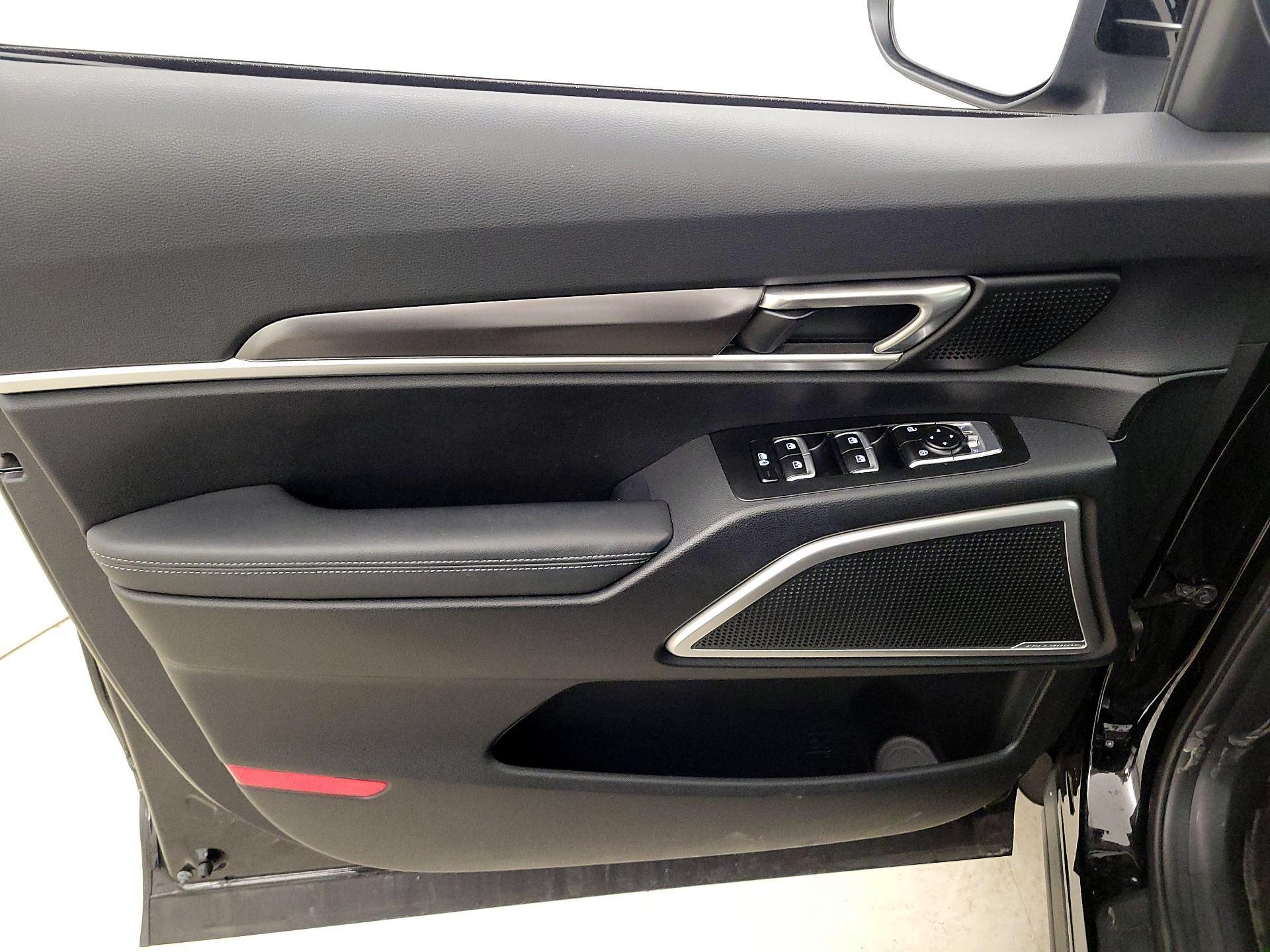 Thumbnail: 2023 Kia Telluride - 12