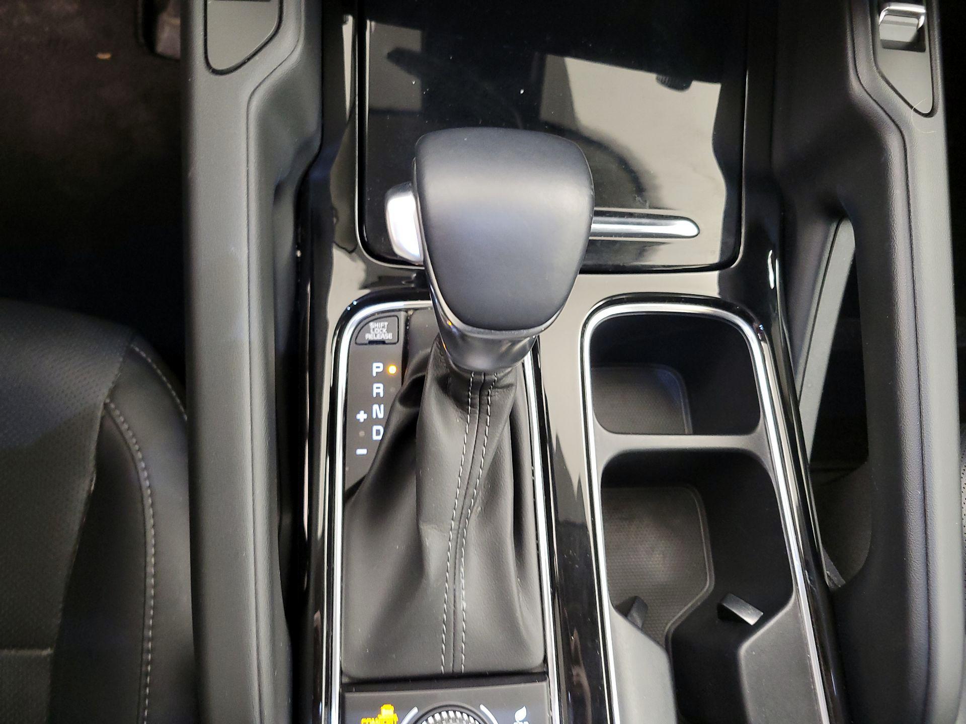 Thumbnail: 2023 Kia Telluride - 18