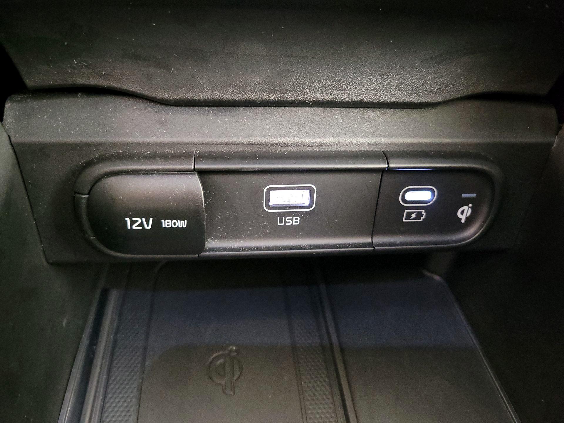 Thumbnail: 2023 Kia Telluride - 19