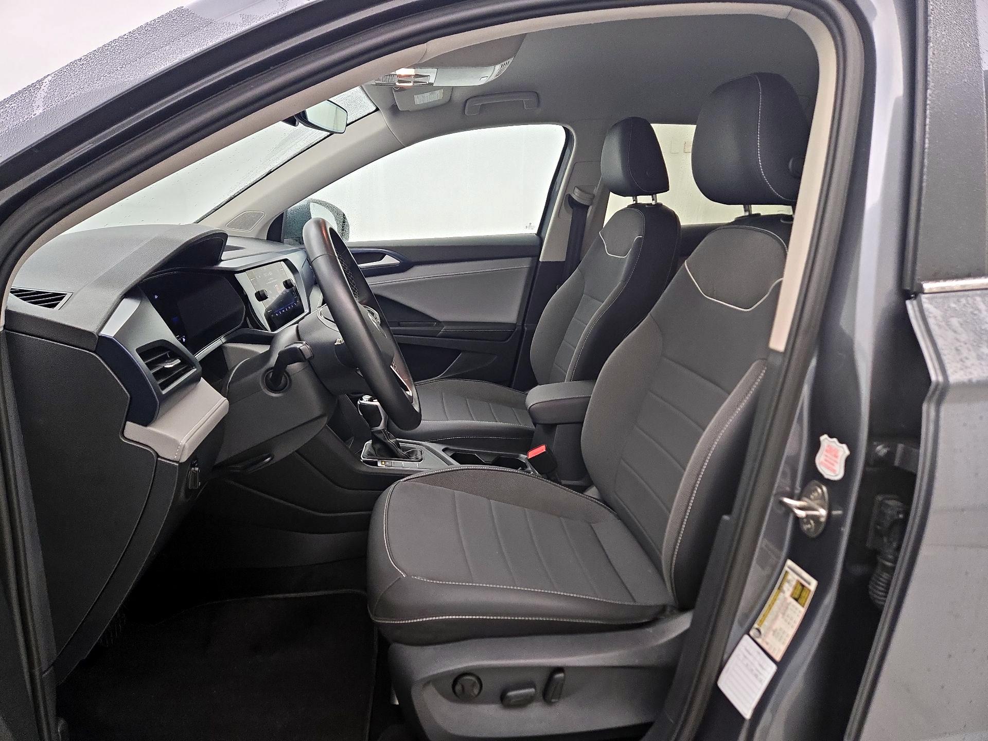 Thumbnail: 2024 Volkswagen Taos - 11