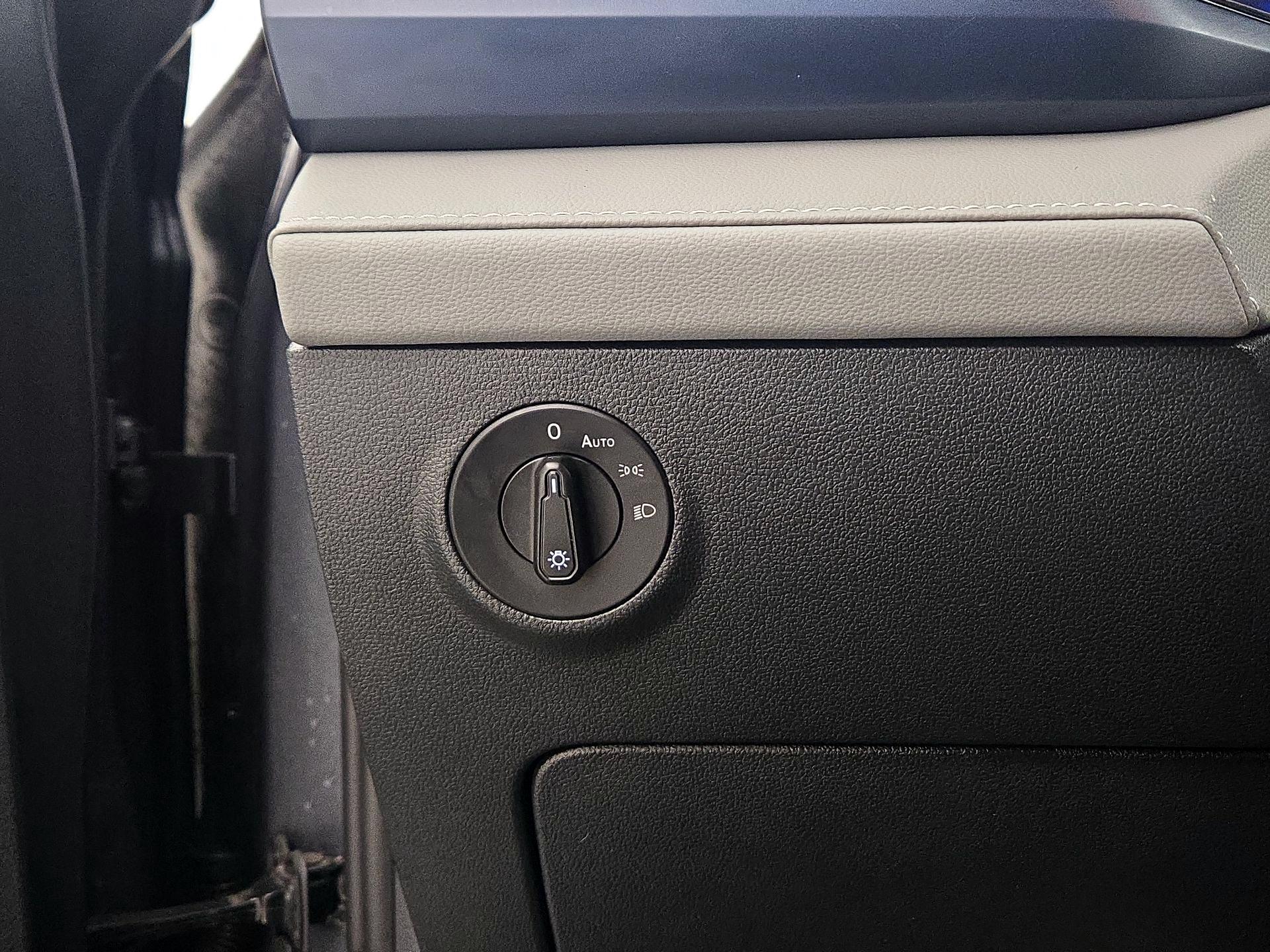 Thumbnail: 2024 Volkswagen Taos - 13