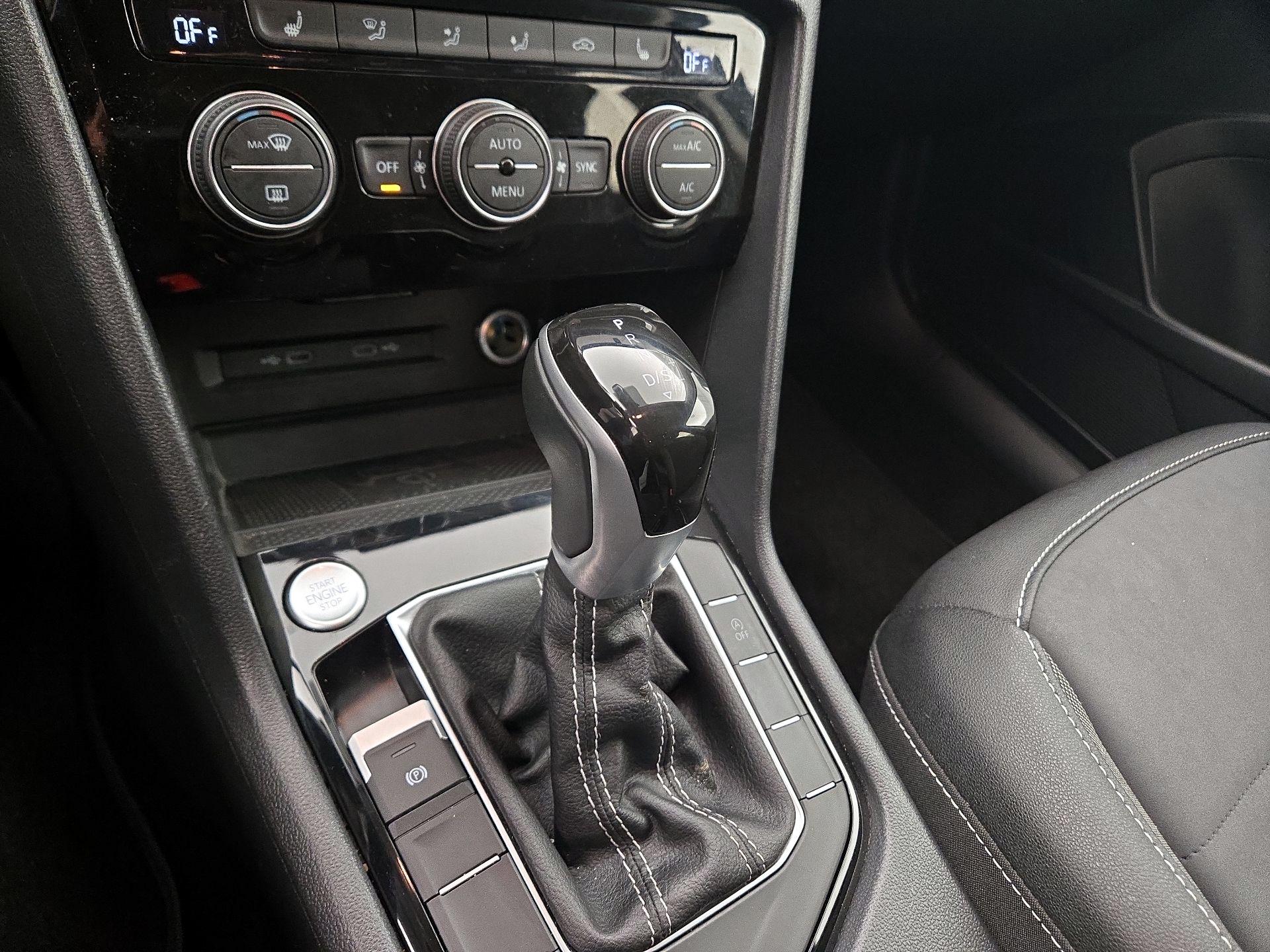 Thumbnail: 2024 Volkswagen Taos - 17