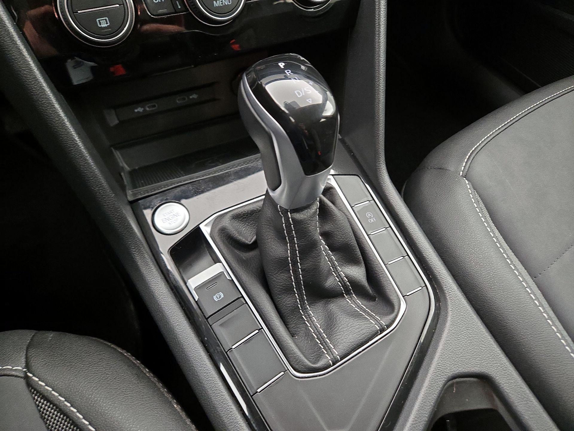 Thumbnail: 2024 Volkswagen Taos - 17