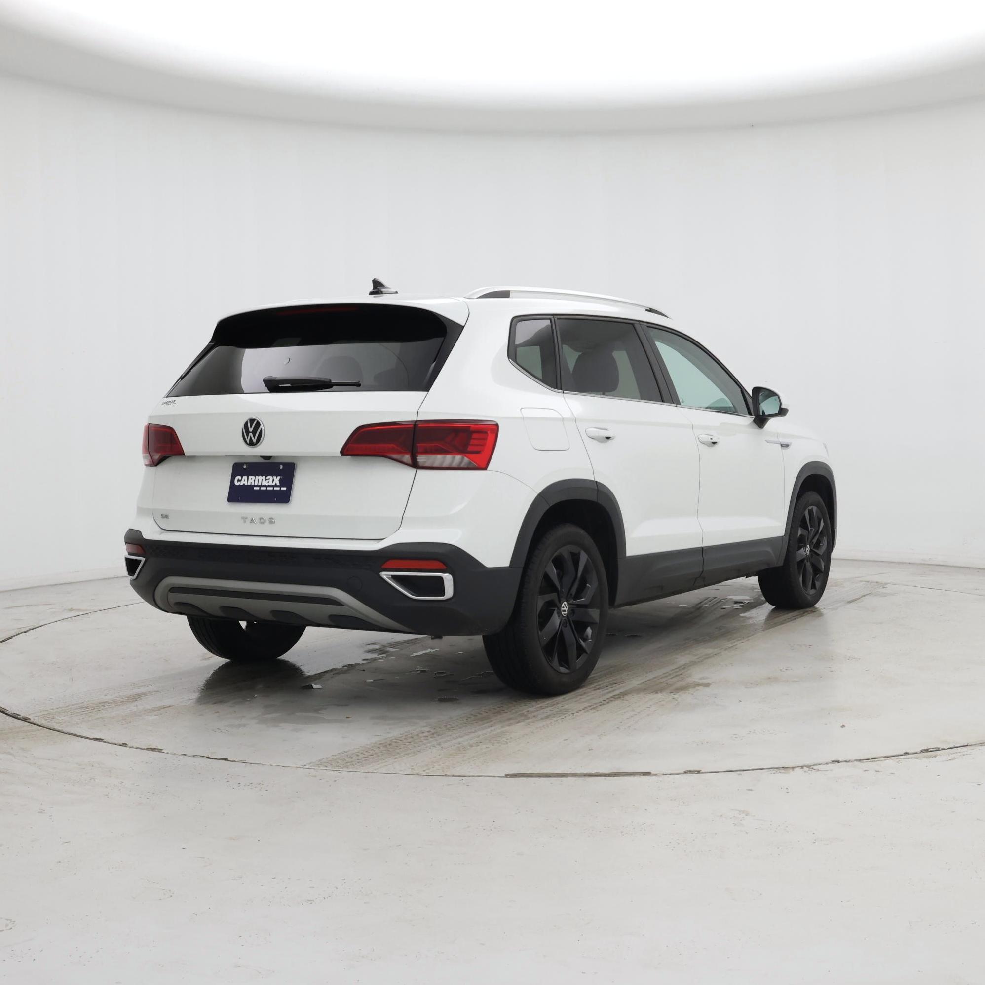 Thumbnail: 2024 Volkswagen Taos - 8