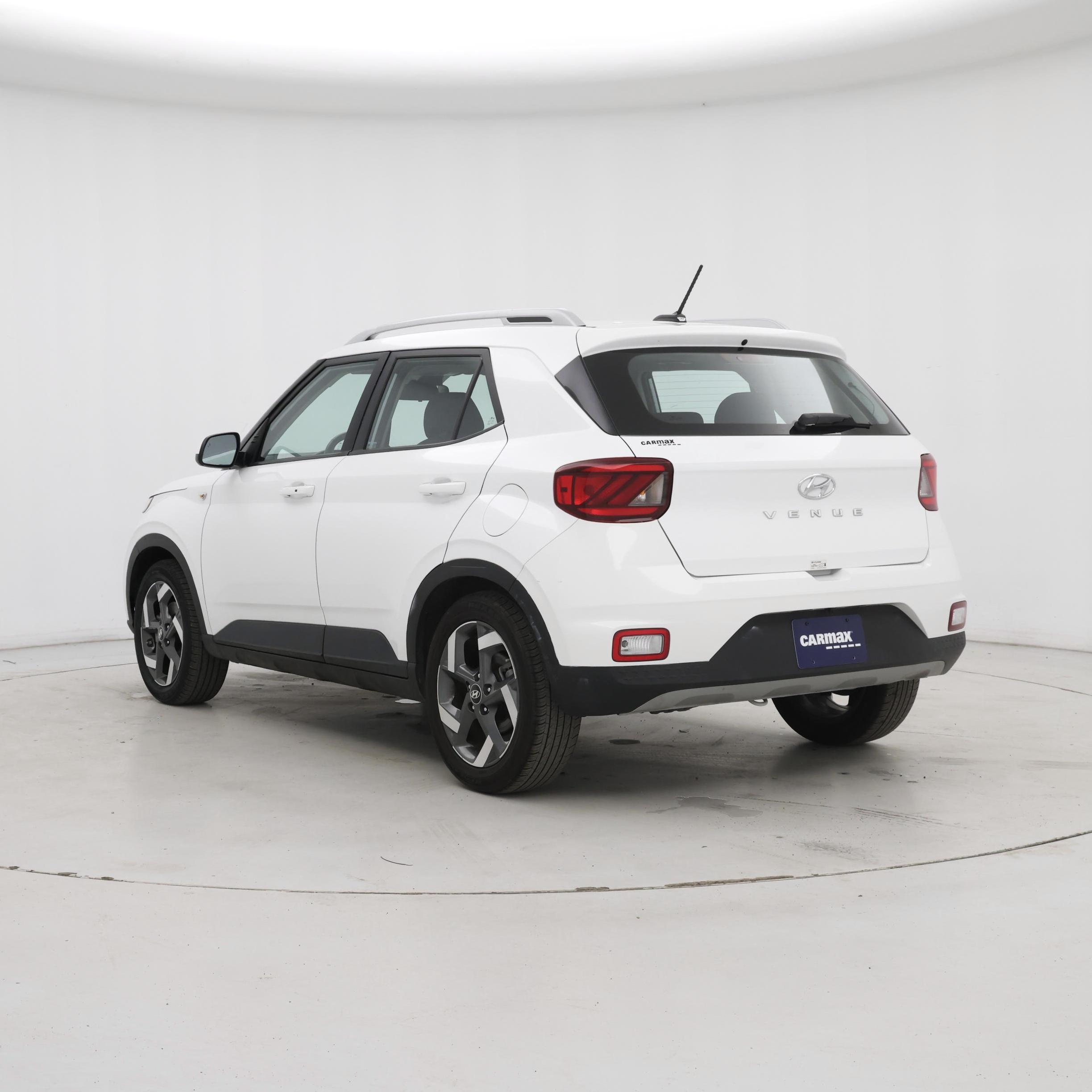 Thumbnail: 2024 Hyundai Venue - 2