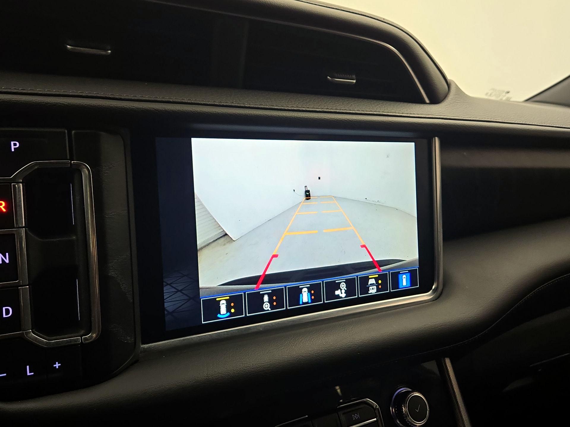 Thumbnail: 2022 GMC Yukon - 14