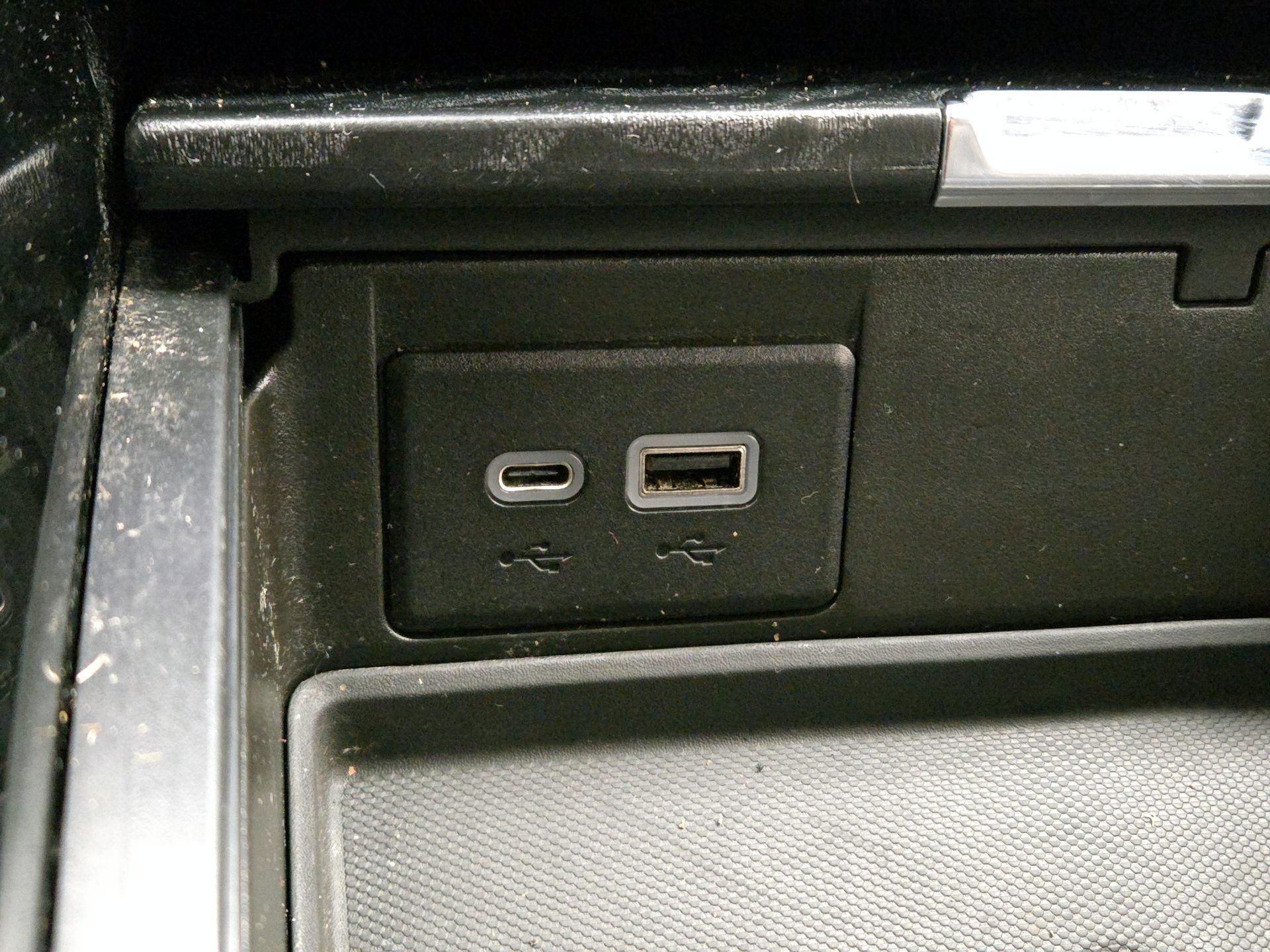 Thumbnail: 2022 GMC Yukon - 18