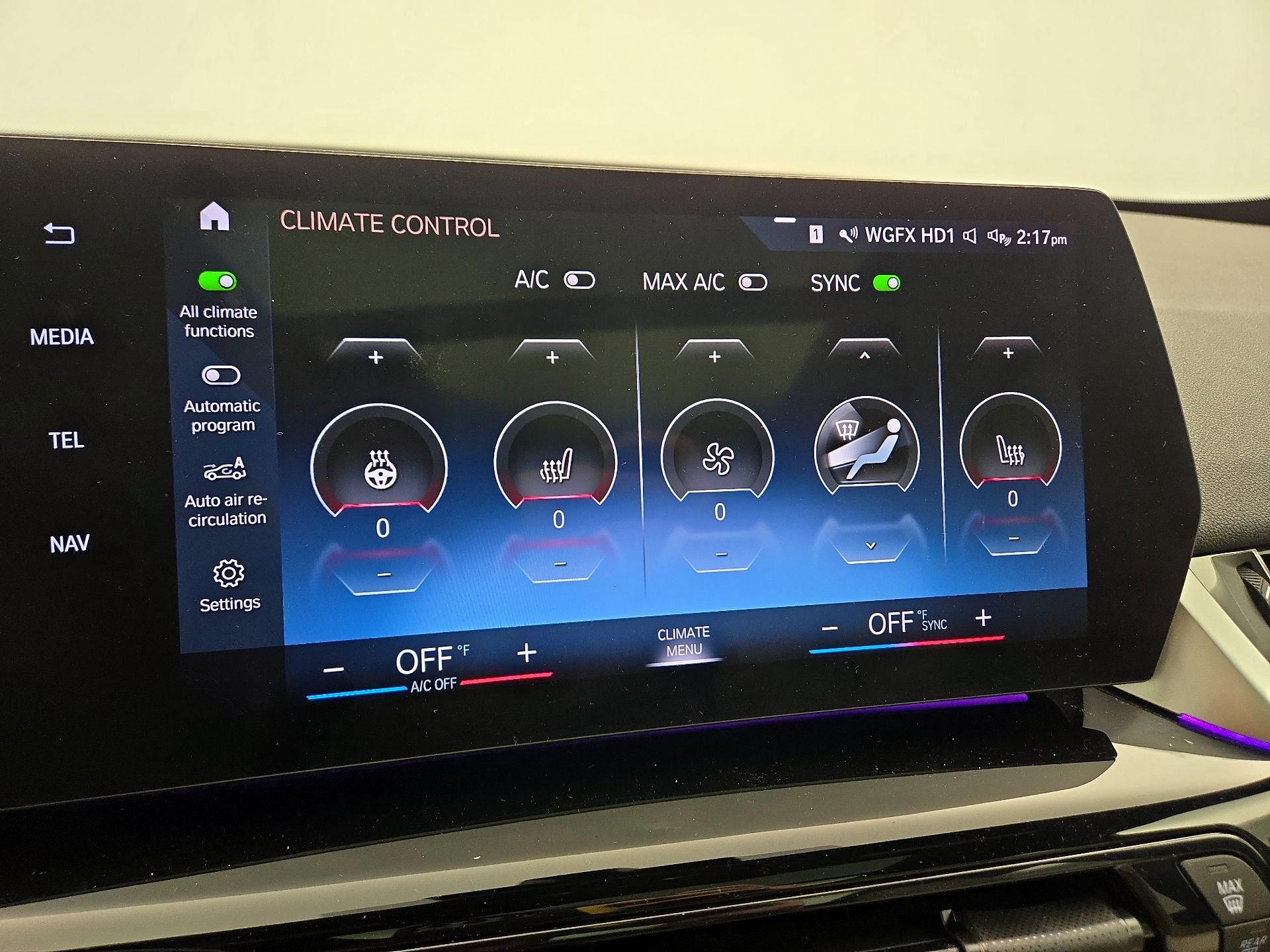 Thumbnail: 2023 BMW X1 - 17