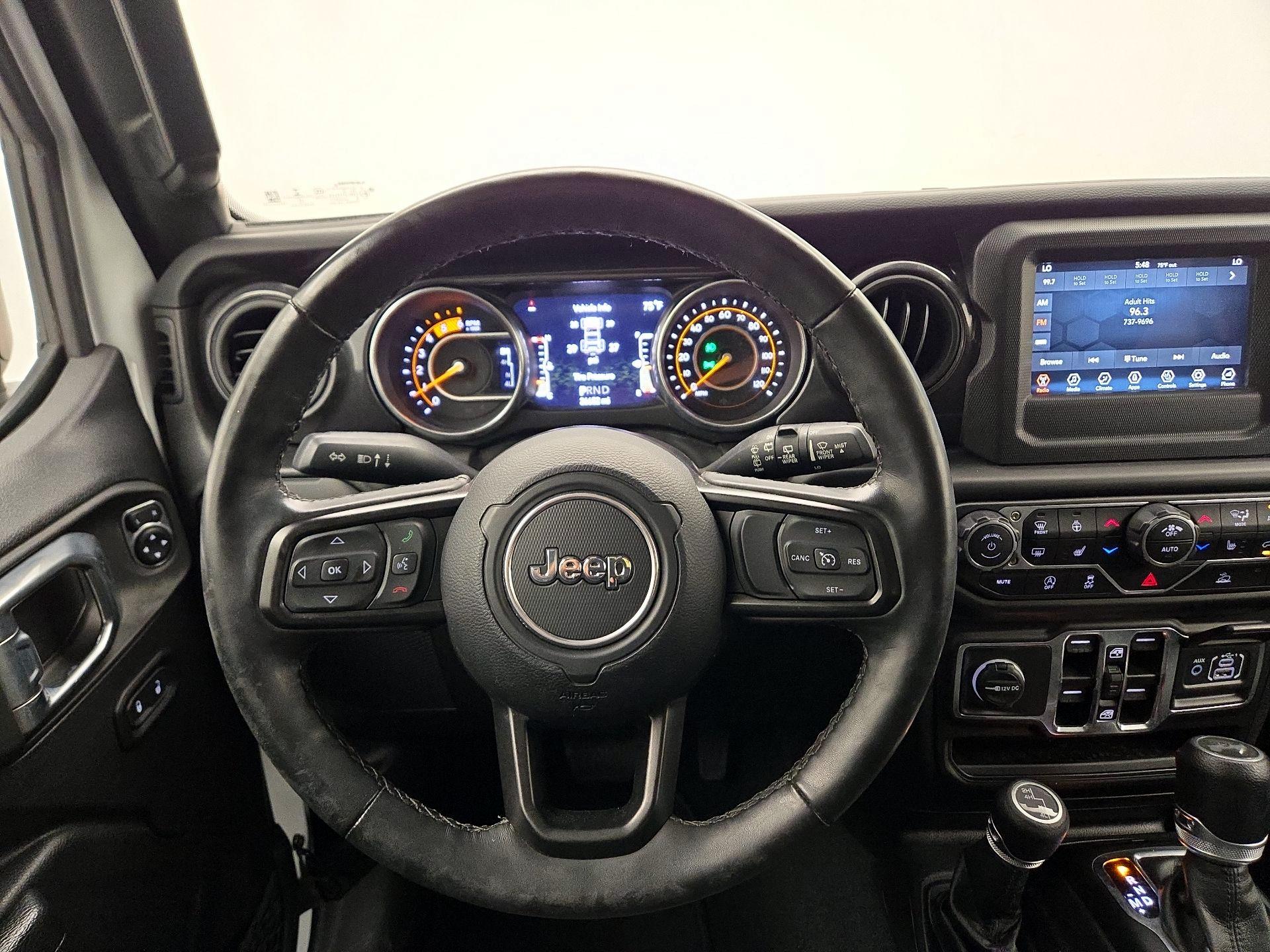 Thumbnail: 2022 Jeep Wrangler - 10