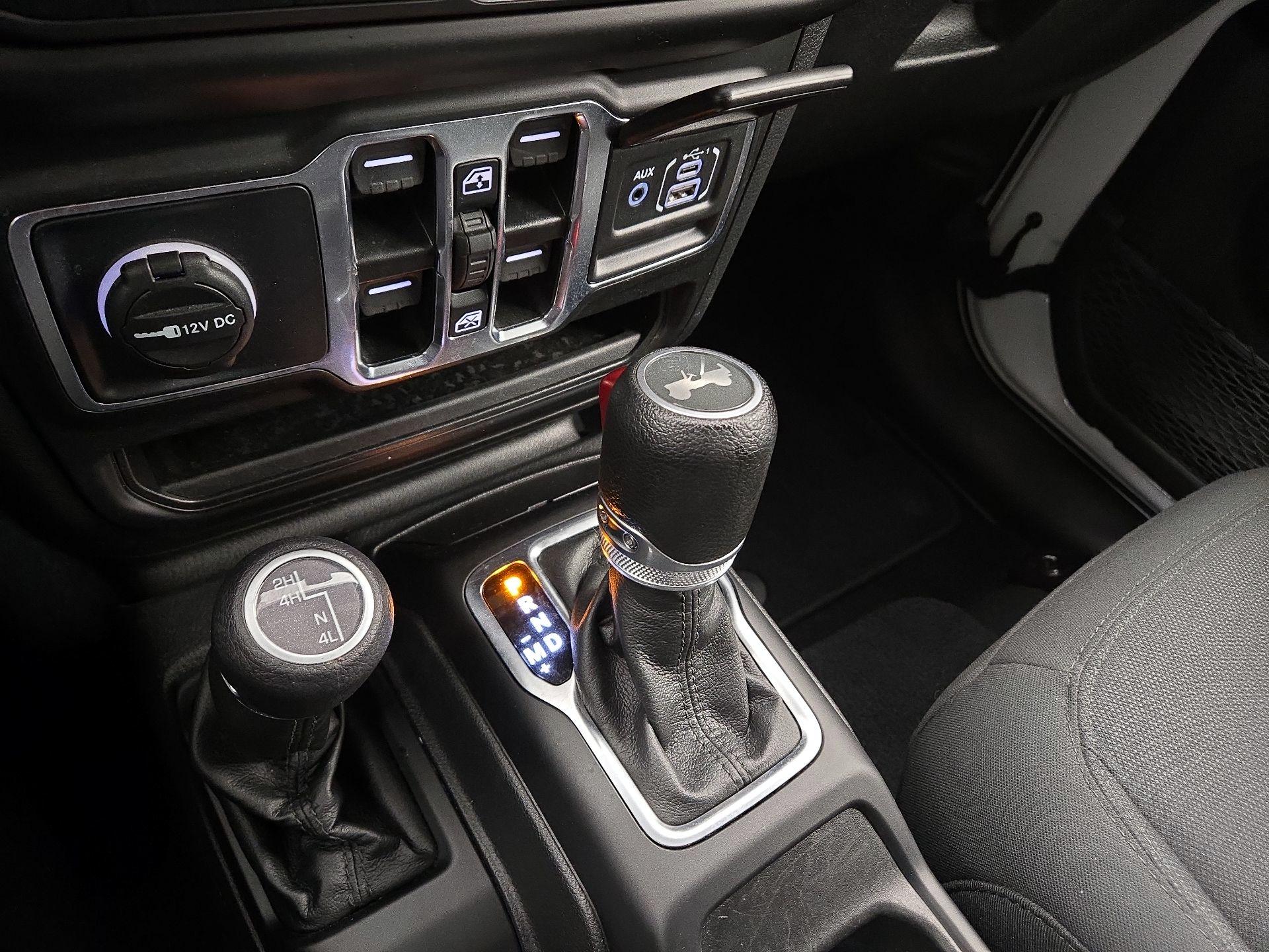 Thumbnail: 2022 Jeep Wrangler - 17