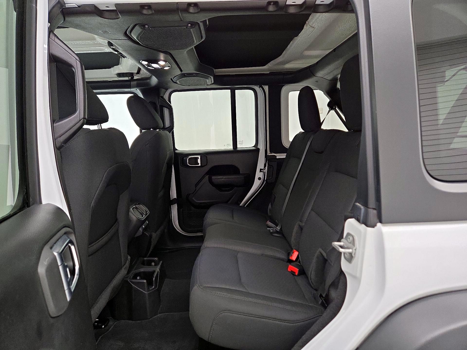 Thumbnail: 2022 Jeep Wrangler - 19