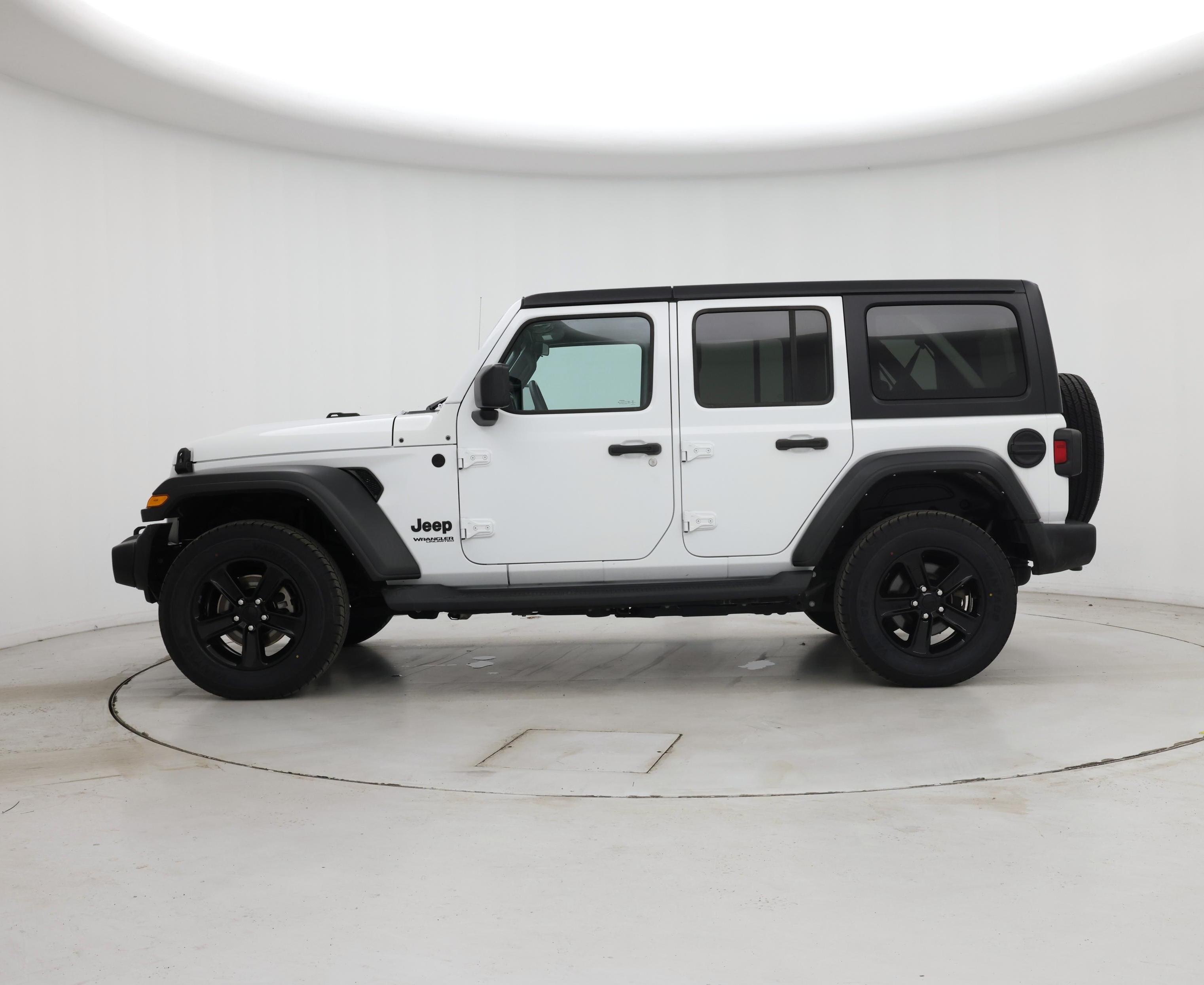 Thumbnail: 2022 Jeep Wrangler - 3