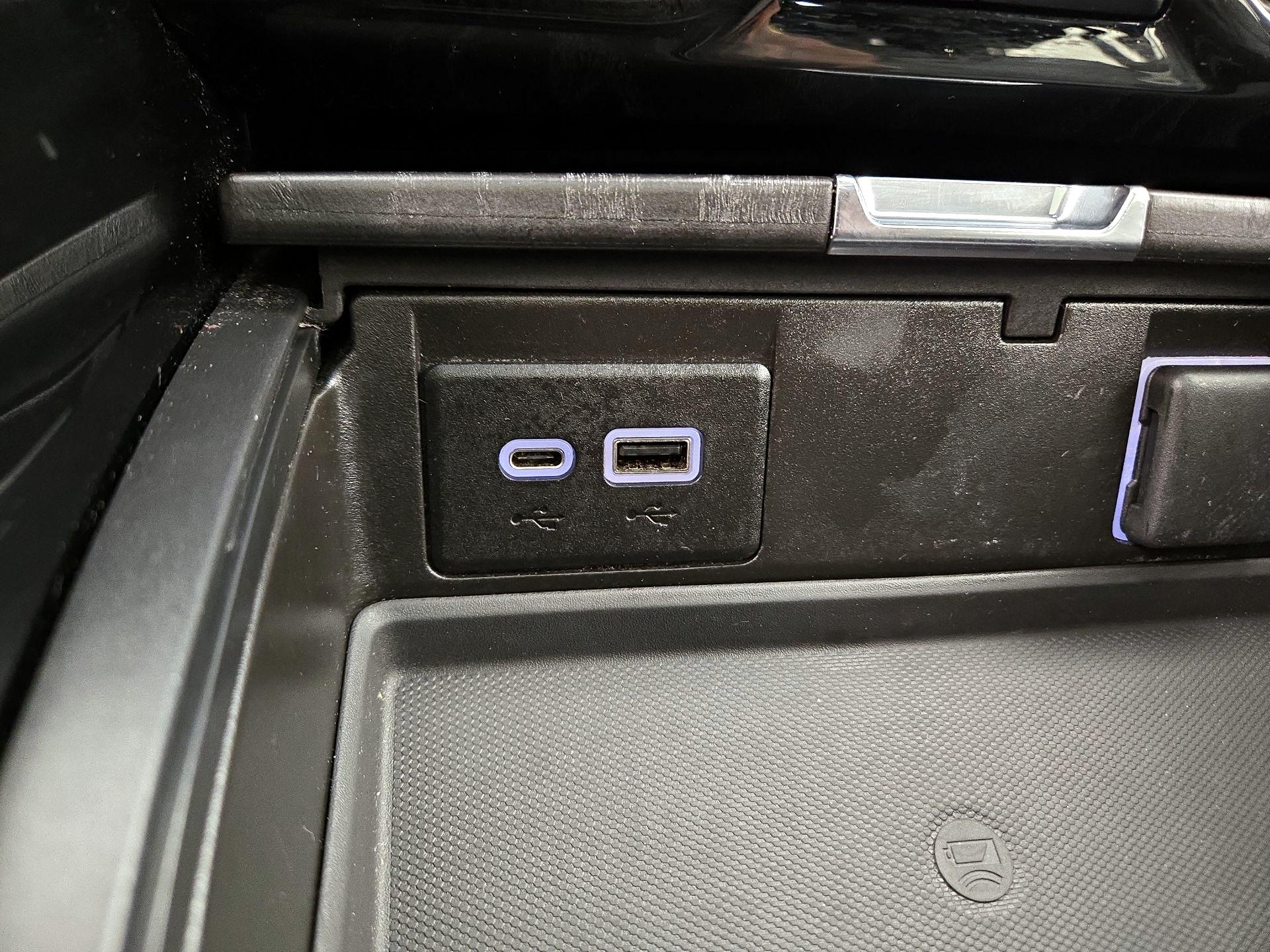 Thumbnail: 2021 GMC Yukon - 18