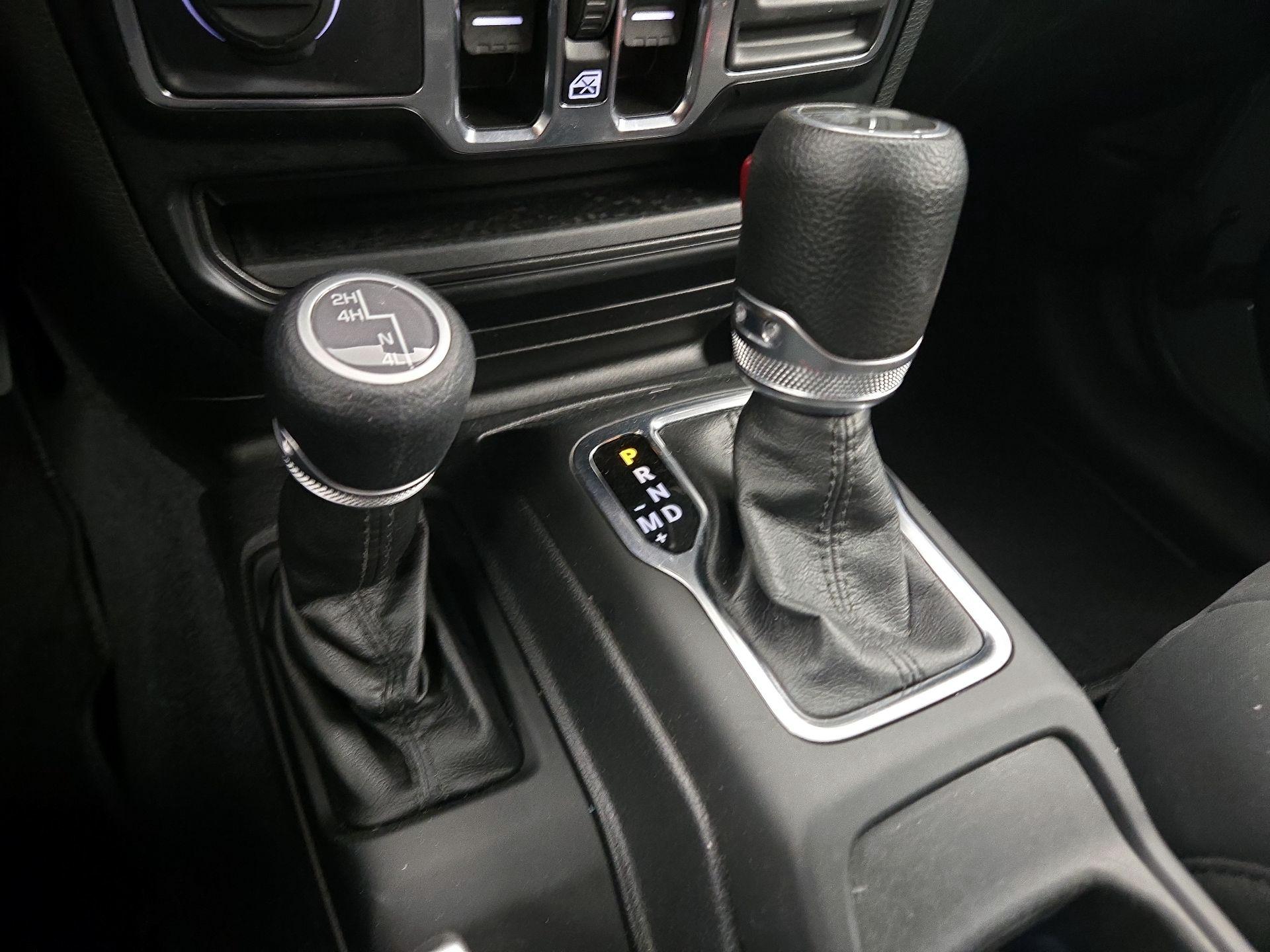 Thumbnail: 2021 Jeep Wrangler - 17