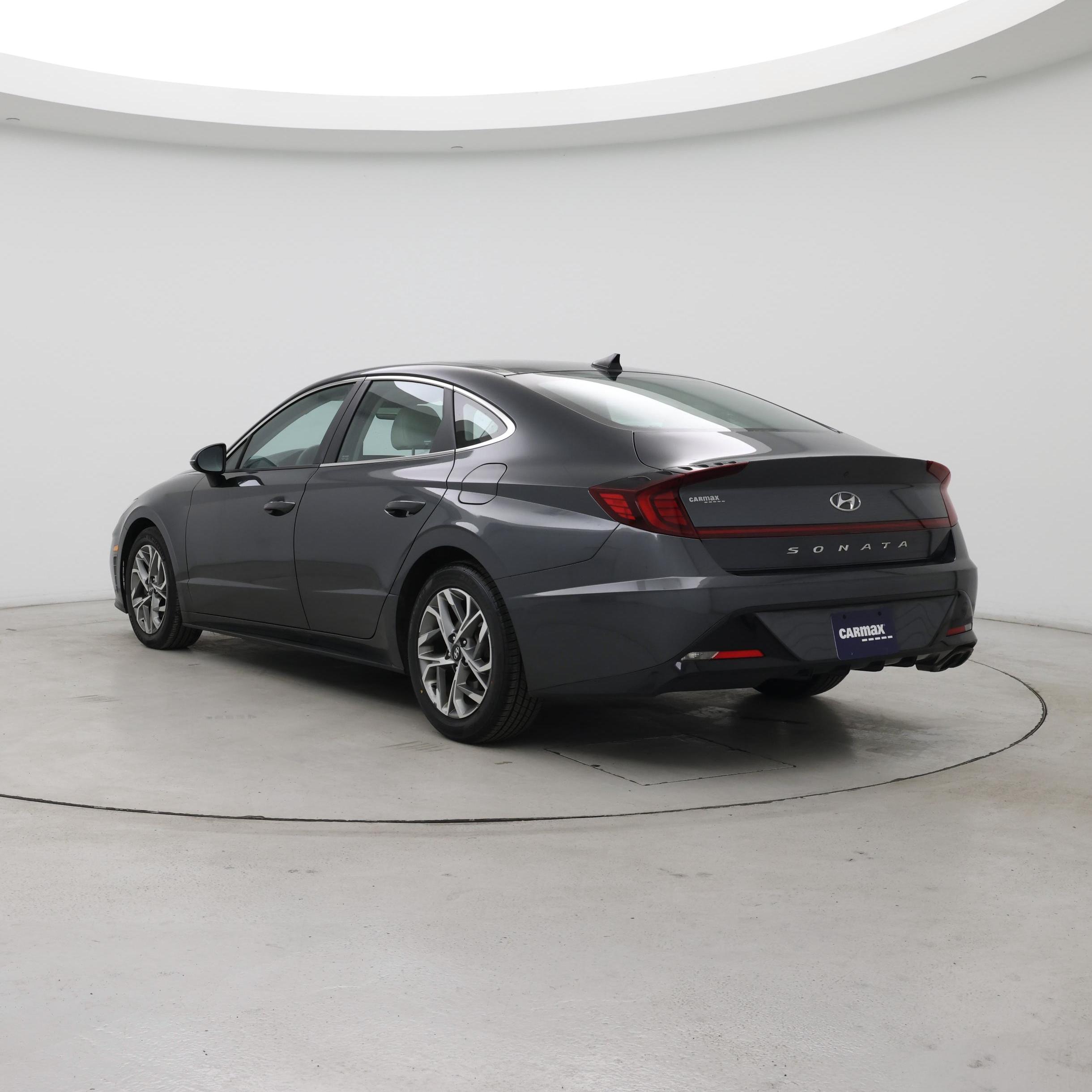 Thumbnail: 2023 Hyundai Sonata - 2