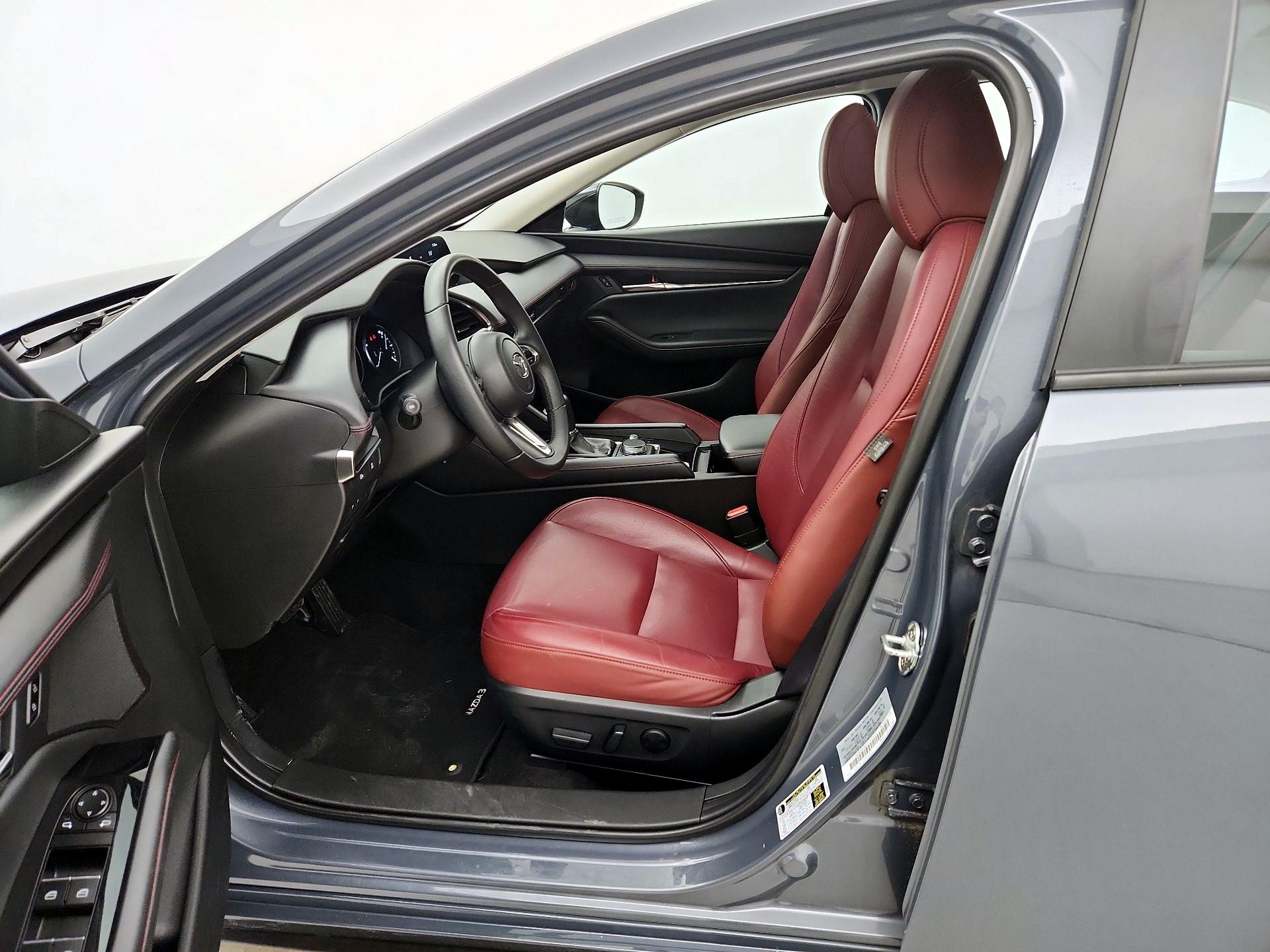 Thumbnail: 2025 Mazda Mazda3 - 11