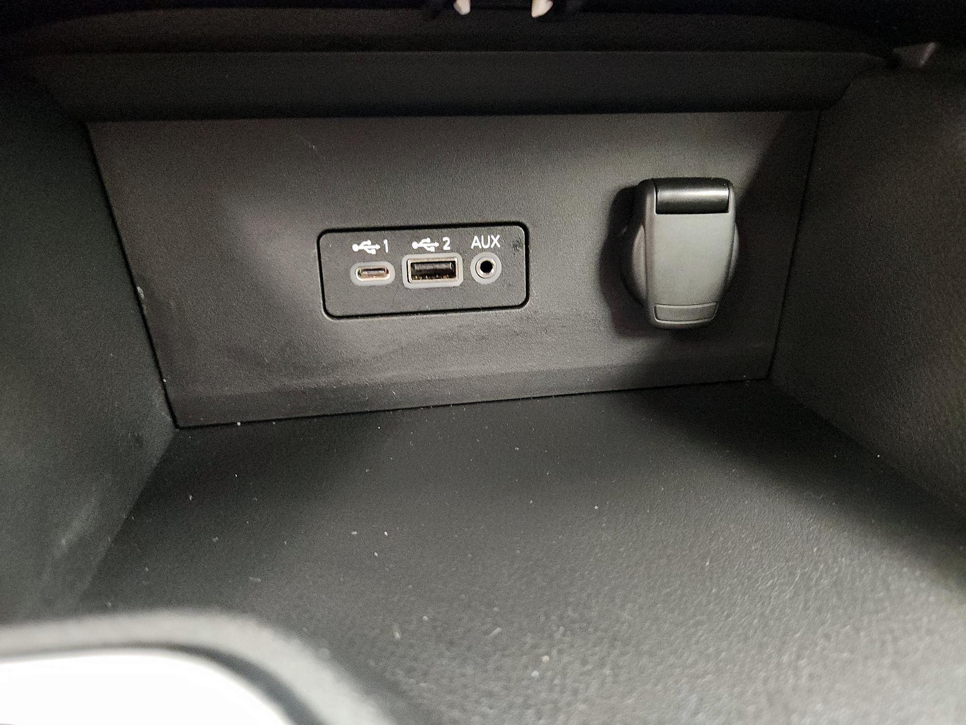 Thumbnail: 2023 Nissan Sentra - 18