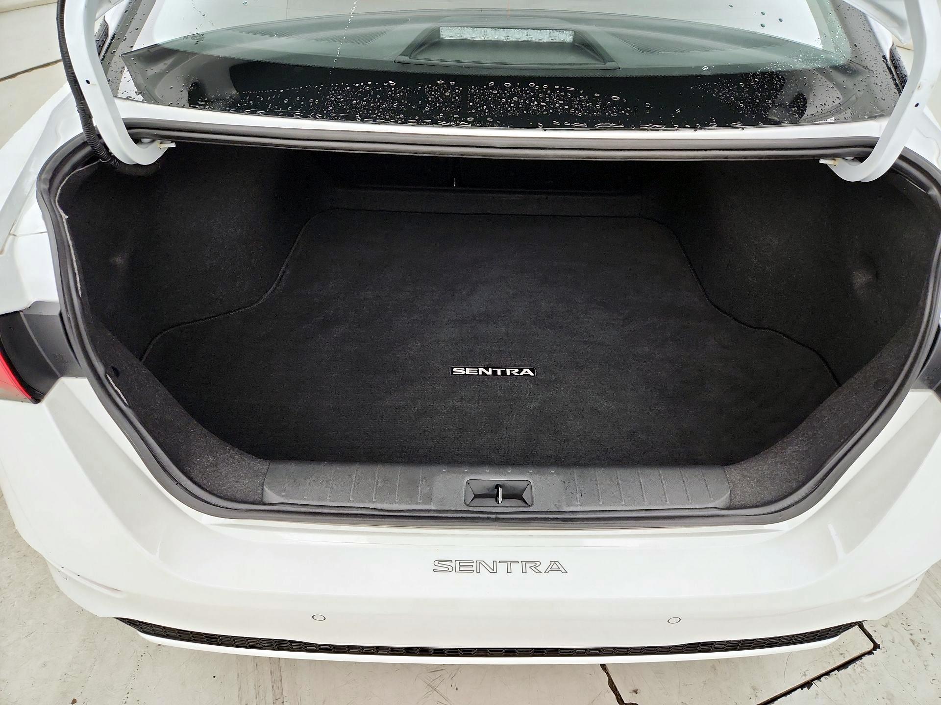 Thumbnail: 2023 Nissan Sentra - 20