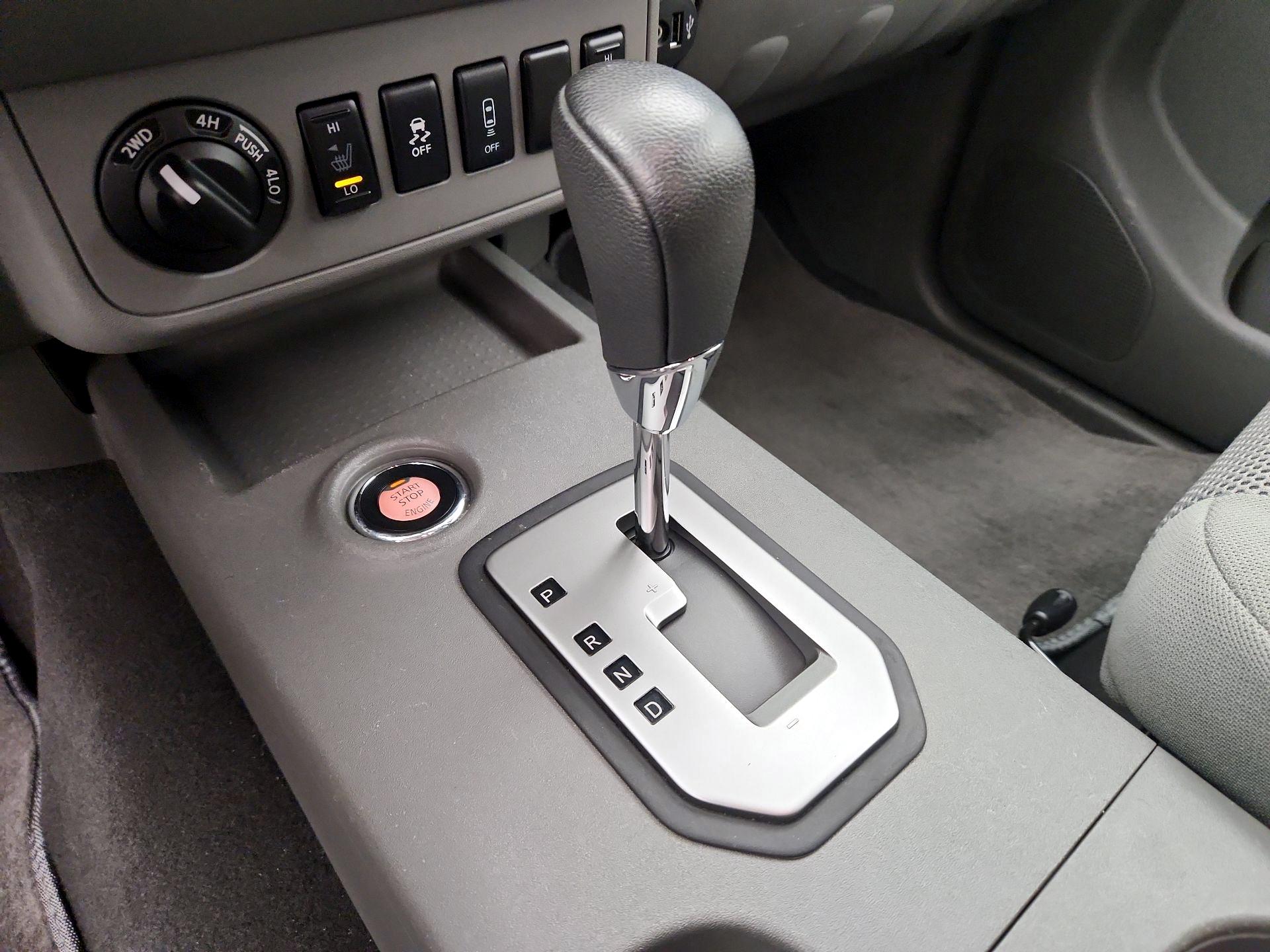 Thumbnail: 2021 Nissan Frontier - 17