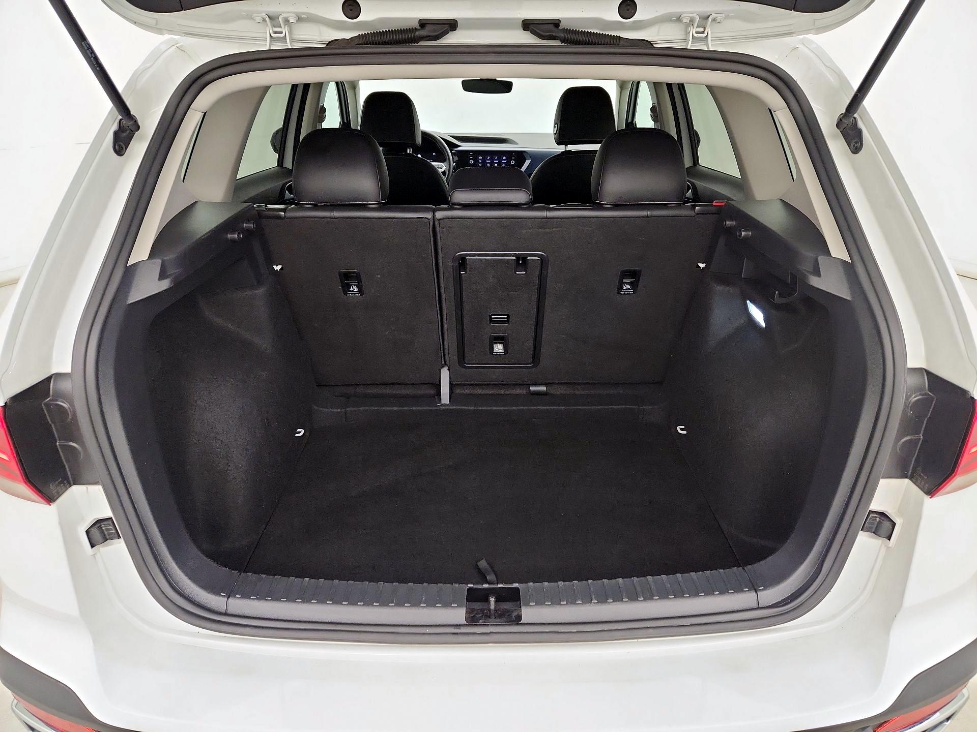 Thumbnail: 2024 Volkswagen Taos - 20