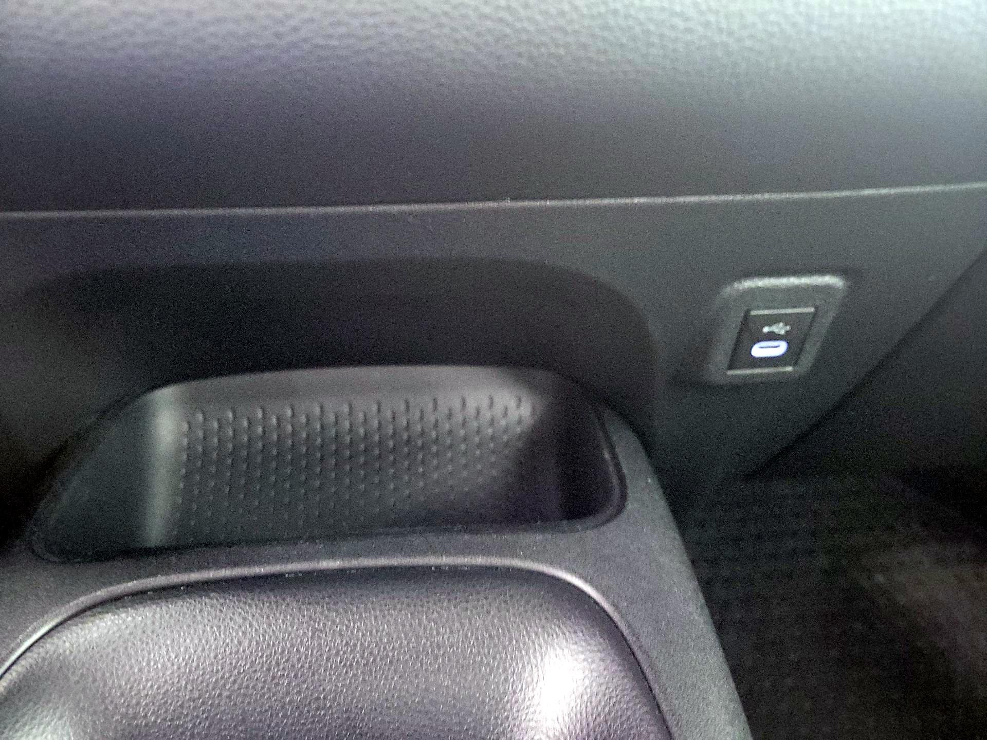 Thumbnail: 2024 Toyota Corolla - 18