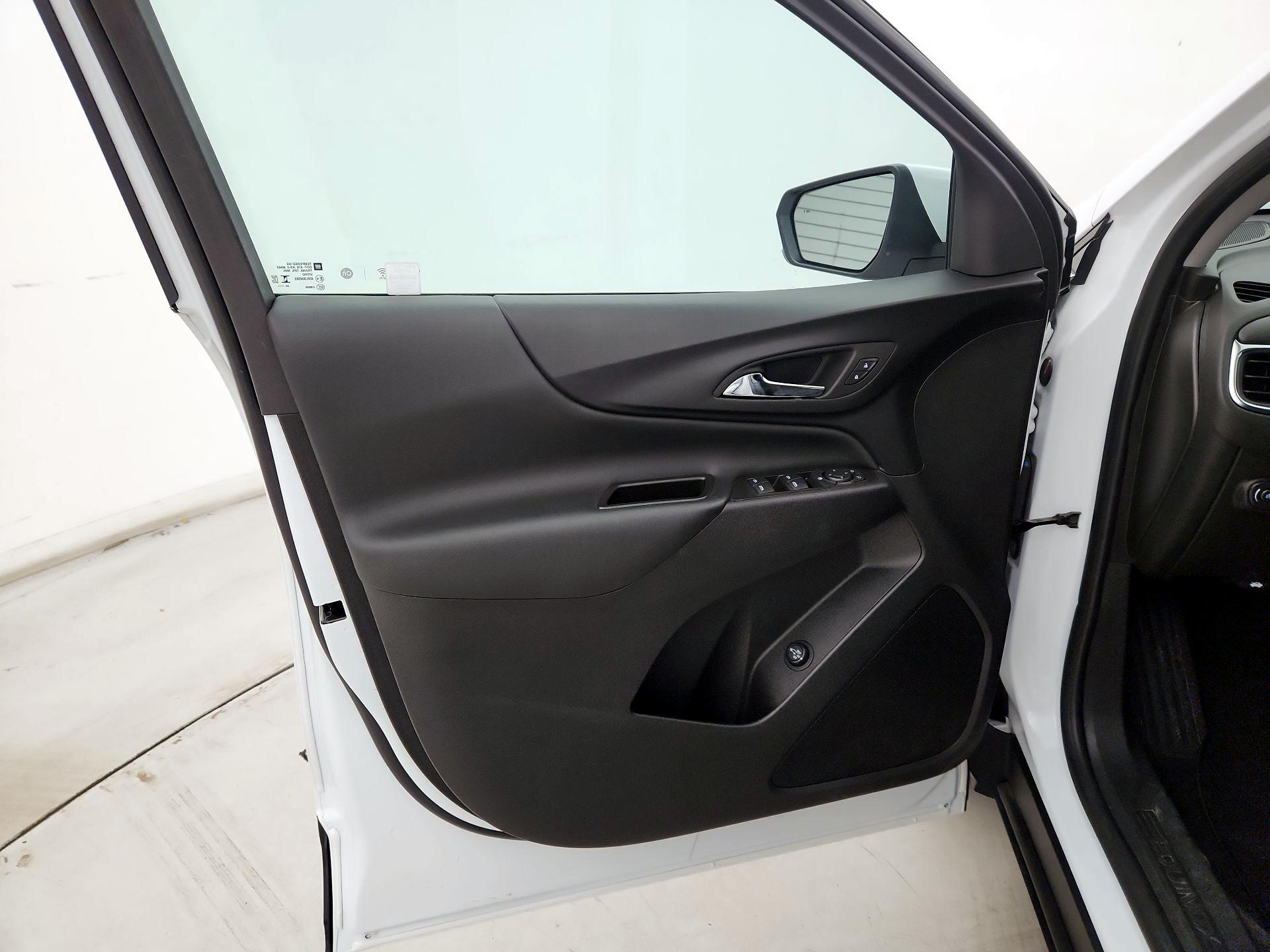 Thumbnail: 2024 Chevrolet Equinox - 12