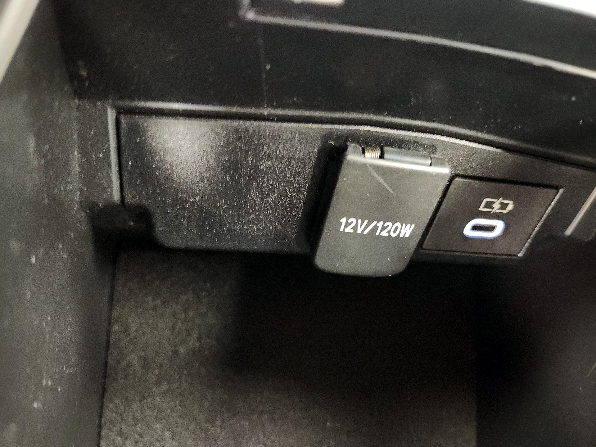 Thumbnail: 2024 Toyota Corolla - 18