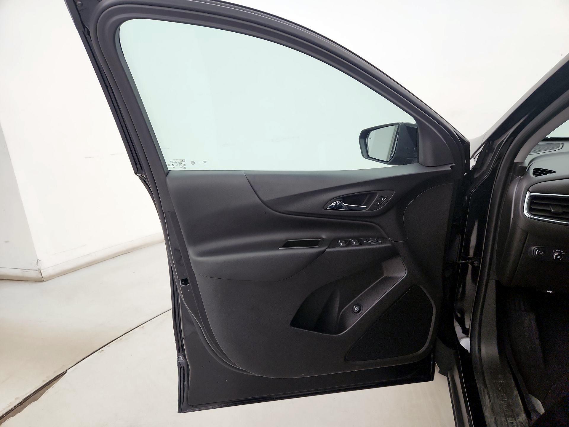 Thumbnail: 2024 Chevrolet Equinox - 12