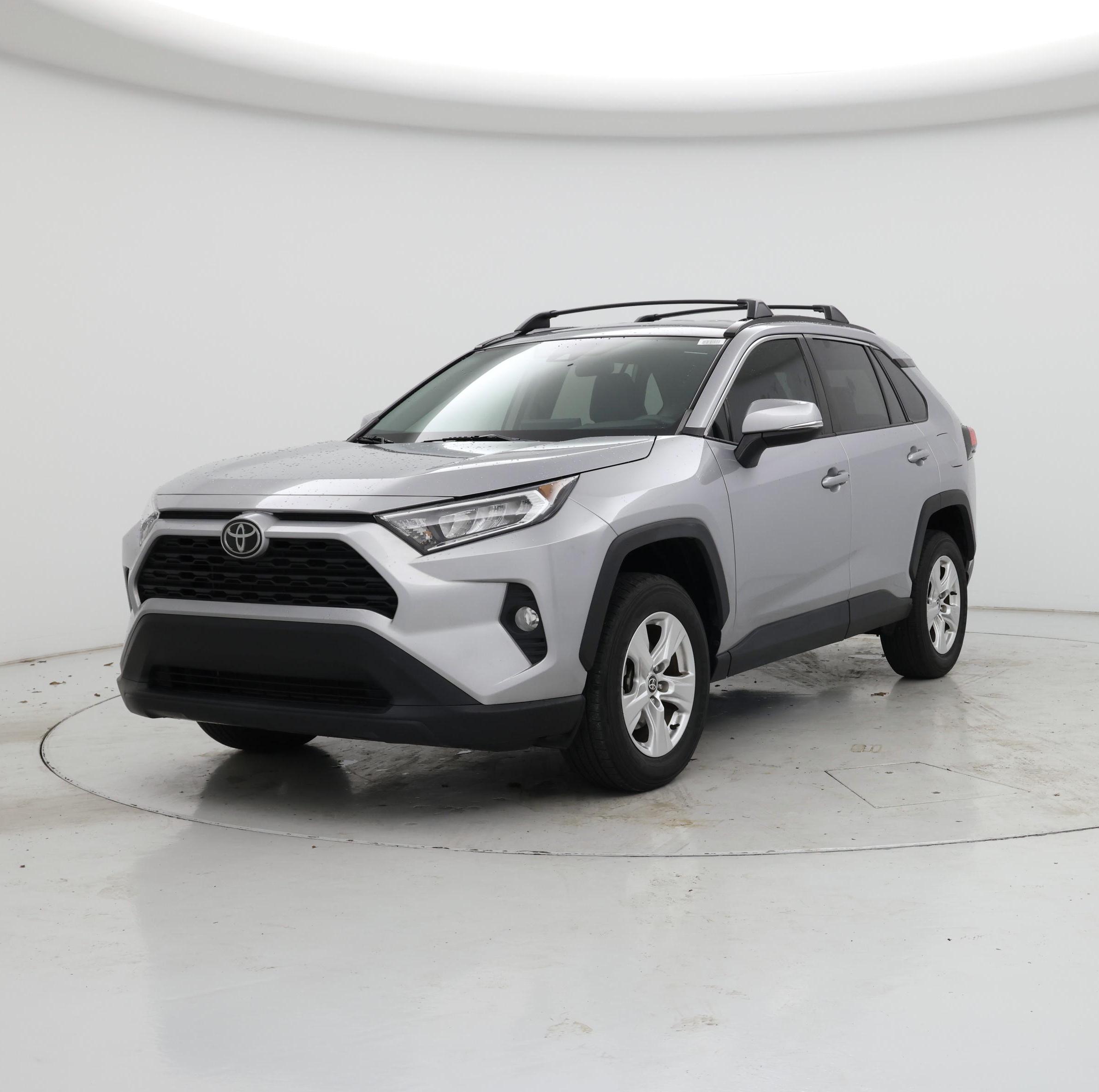 Thumbnail: 2021 Toyota RAV4 - 4