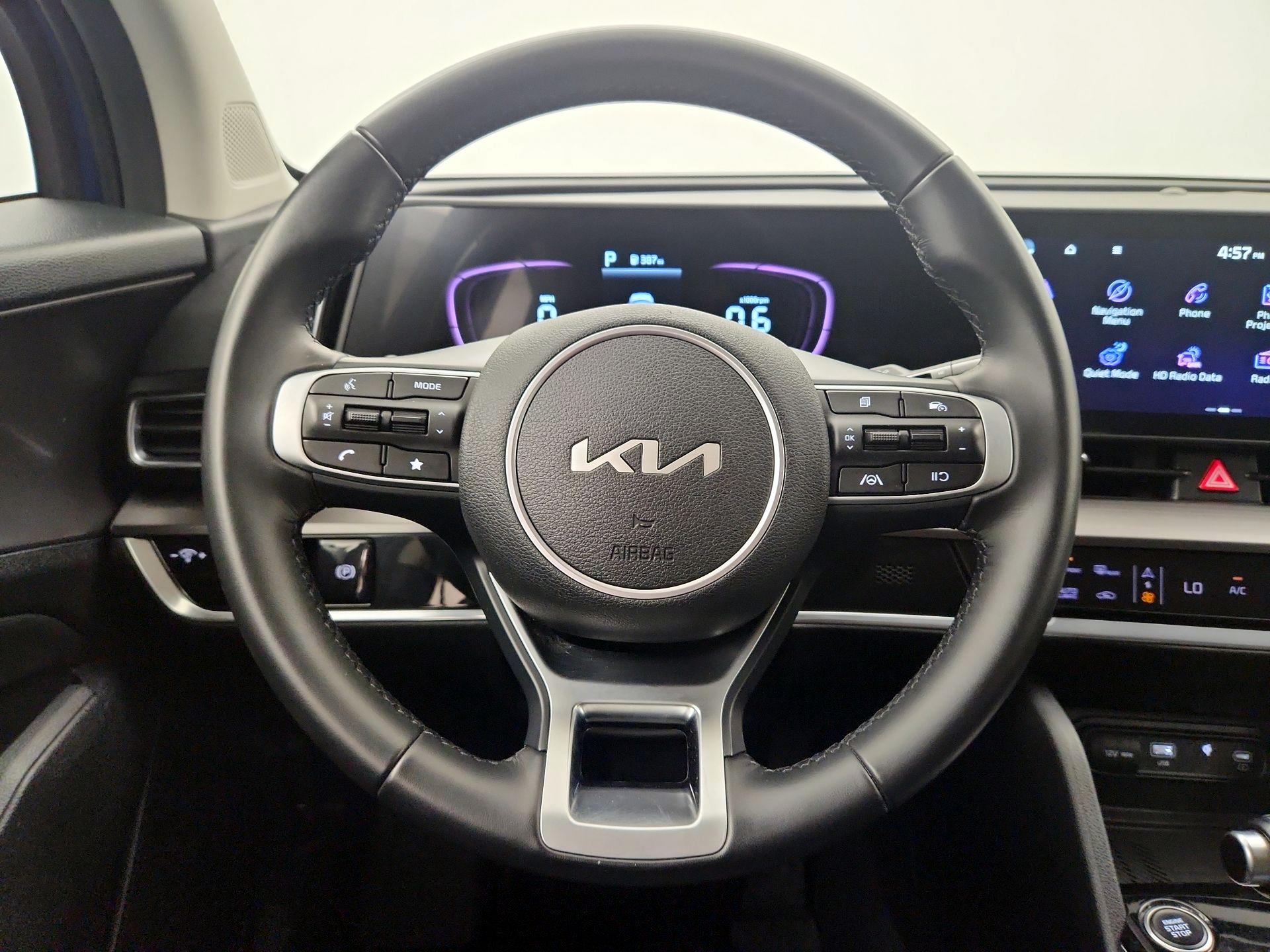 Thumbnail: 2023 Kia Sportage - 10