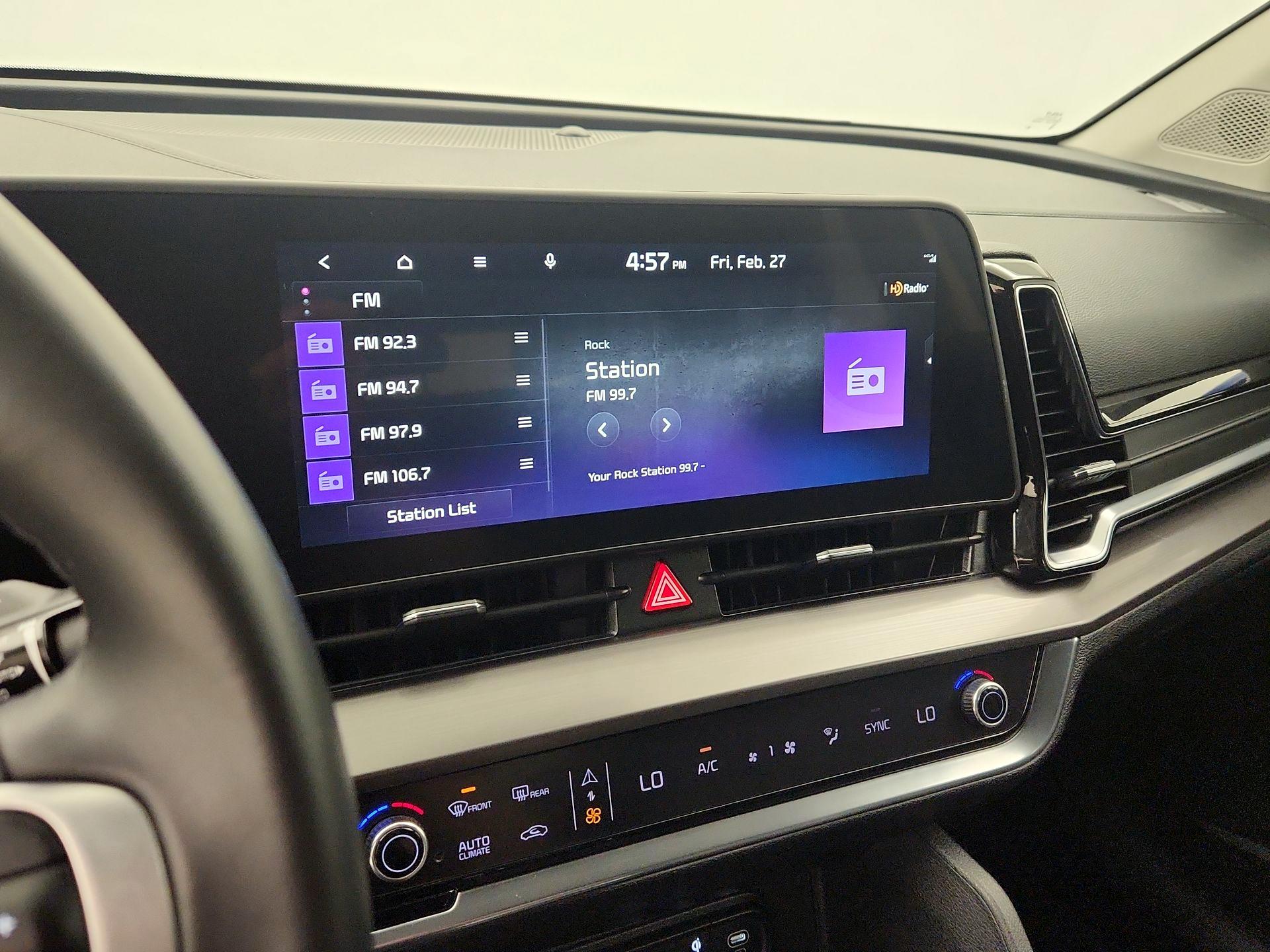 Thumbnail: 2023 Kia Sportage - 16