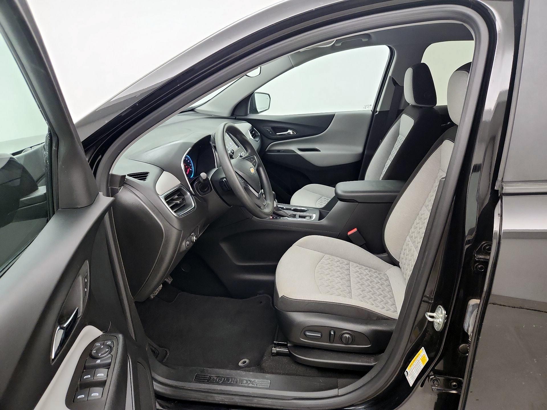 Thumbnail: 2023 Chevrolet Equinox - 11