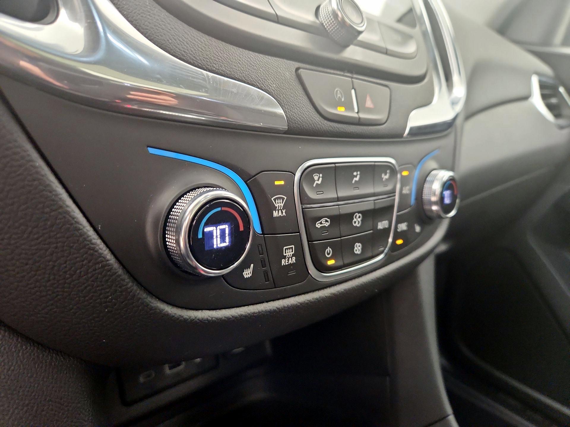 Thumbnail: 2023 Chevrolet Equinox - 16