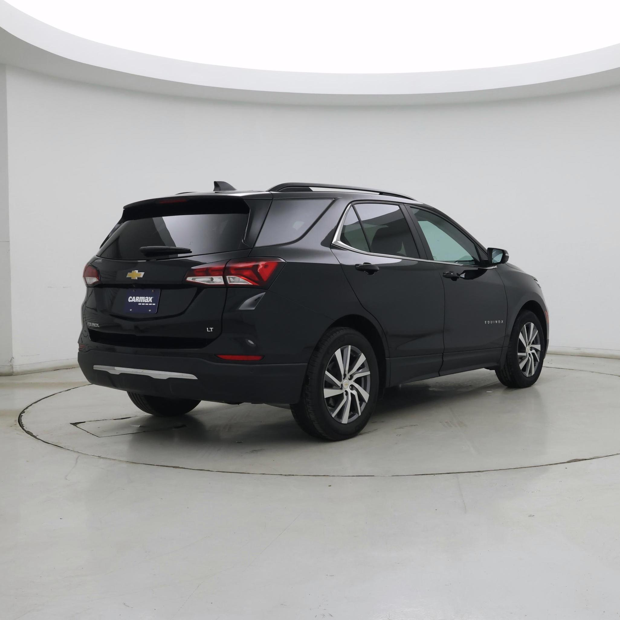 Thumbnail: 2023 Chevrolet Equinox - 8