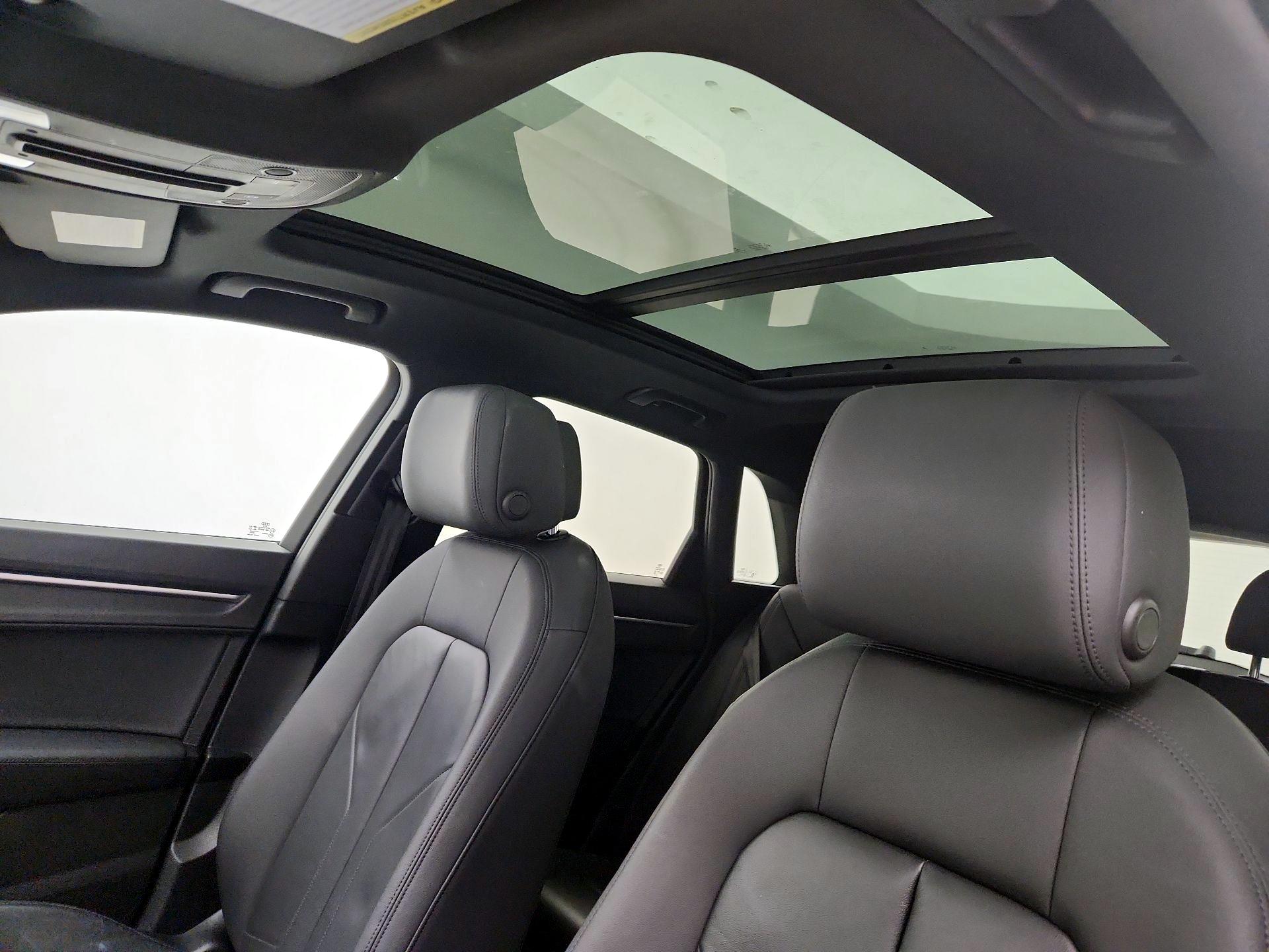 Thumbnail: 2020 Audi Q3 - 19