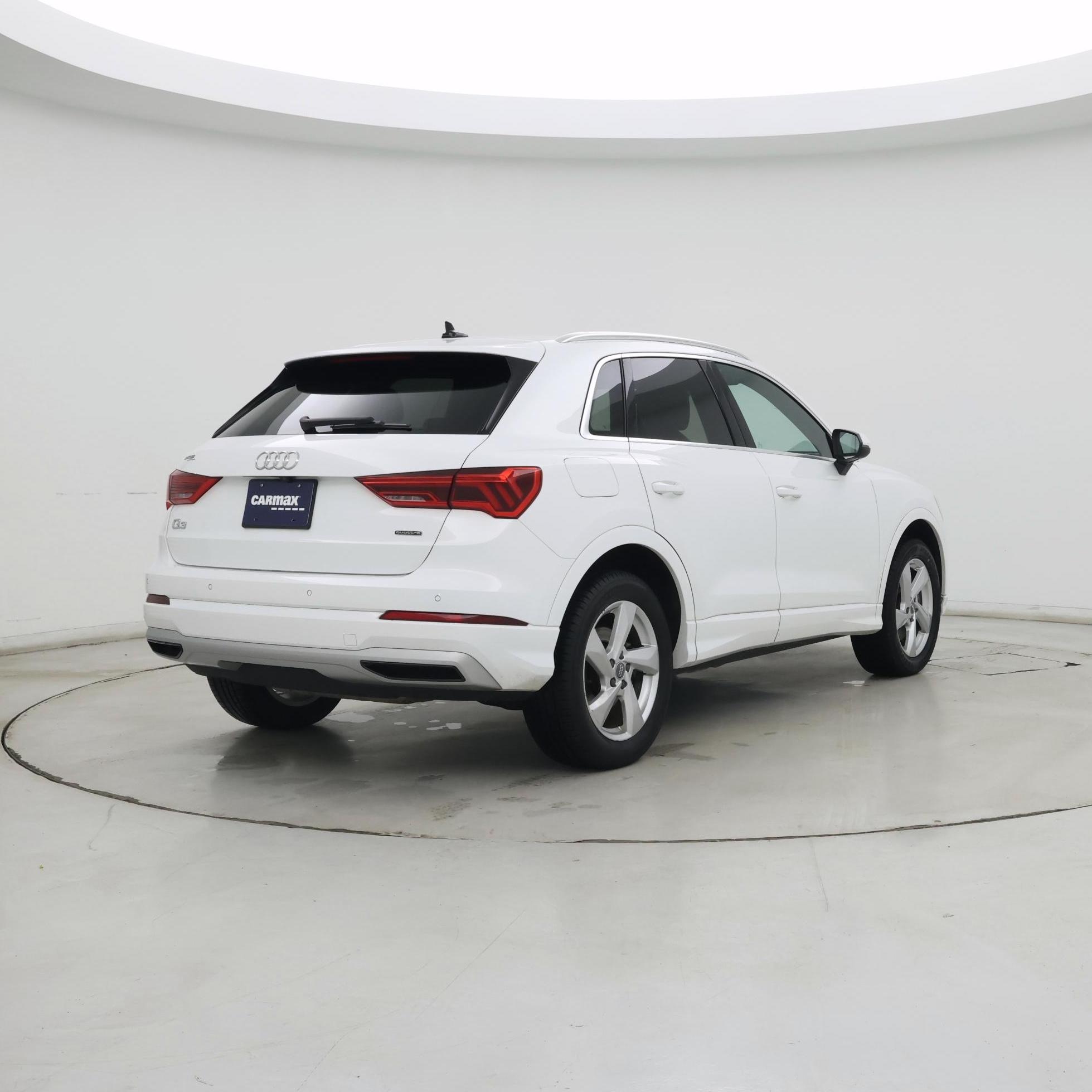 Thumbnail: 2020 Audi Q3 - 8