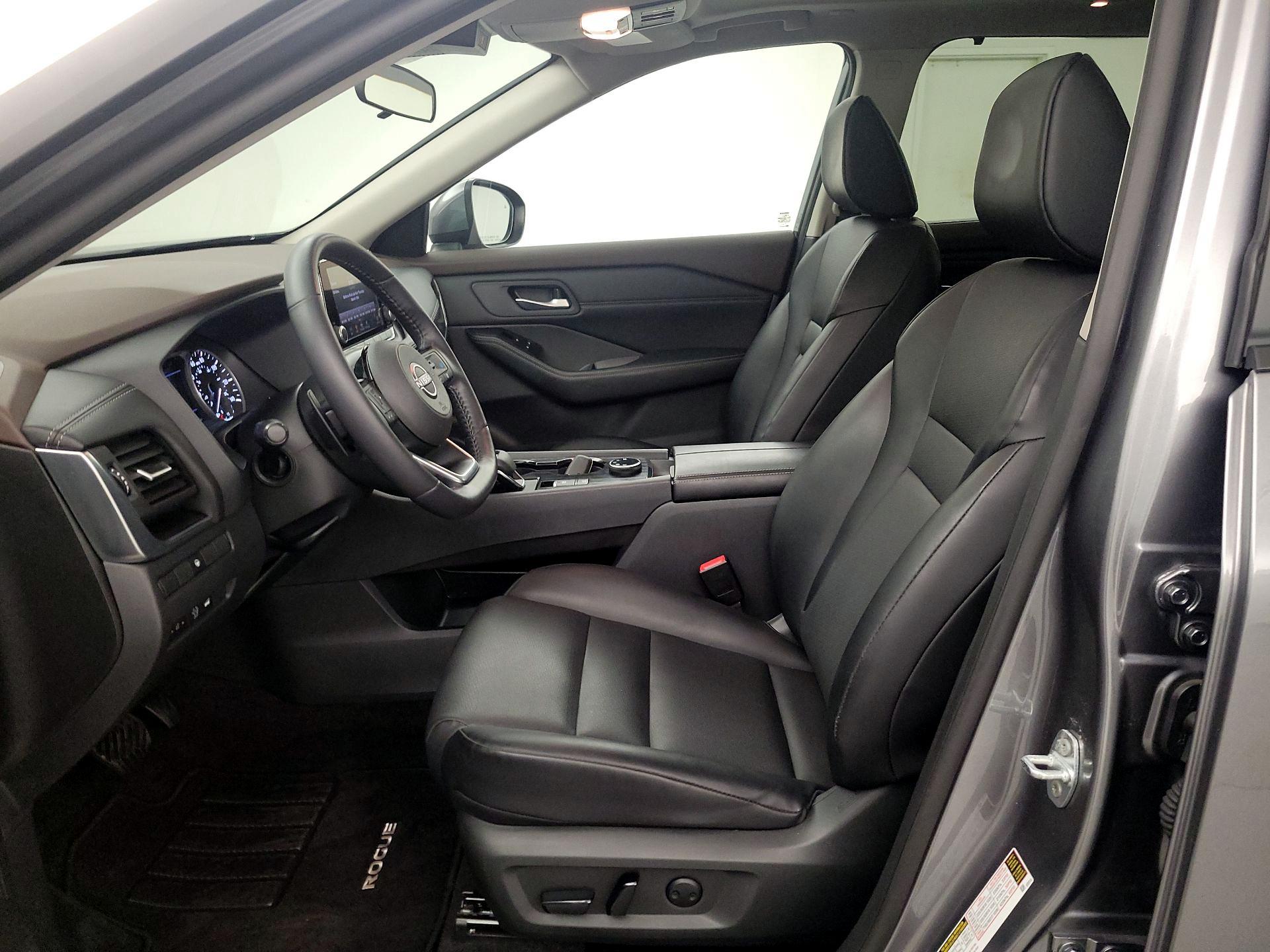 Thumbnail: 2023 Nissan Rogue - 11