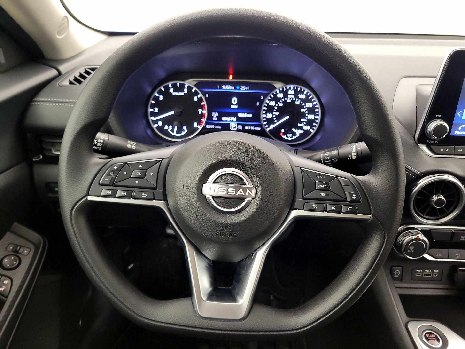 Thumbnail: 2025 Nissan Sentra - 10